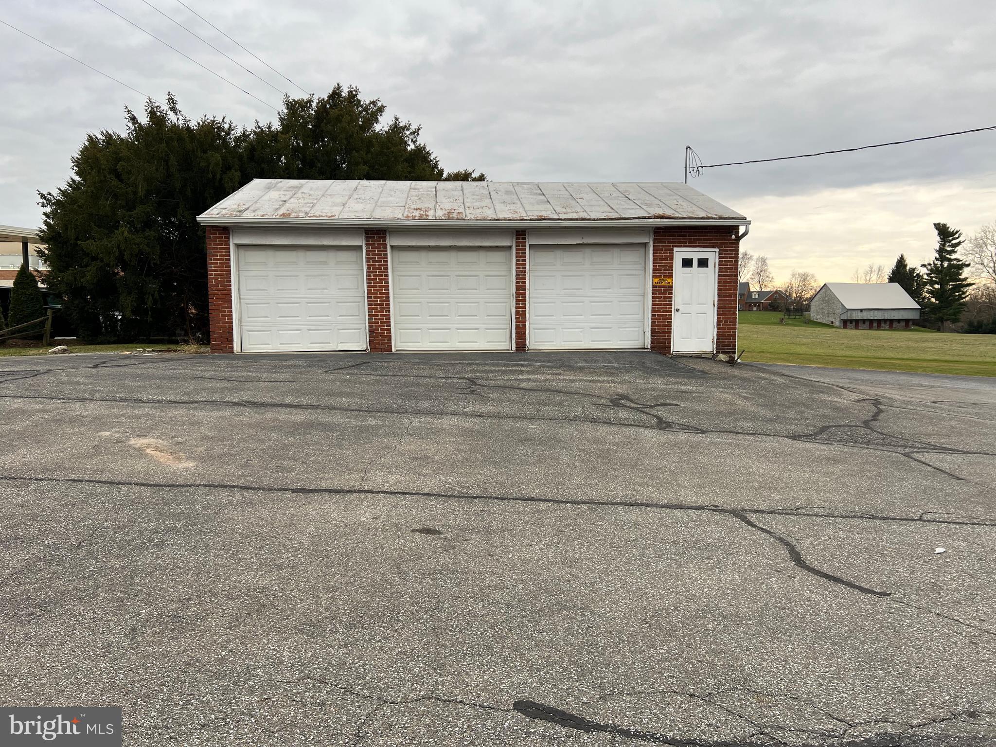 WEST EARL TWP - Commercial Sale