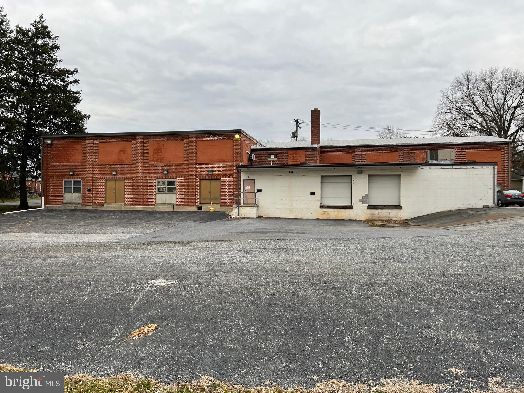 WEST EARL TWP - Commercial Sale