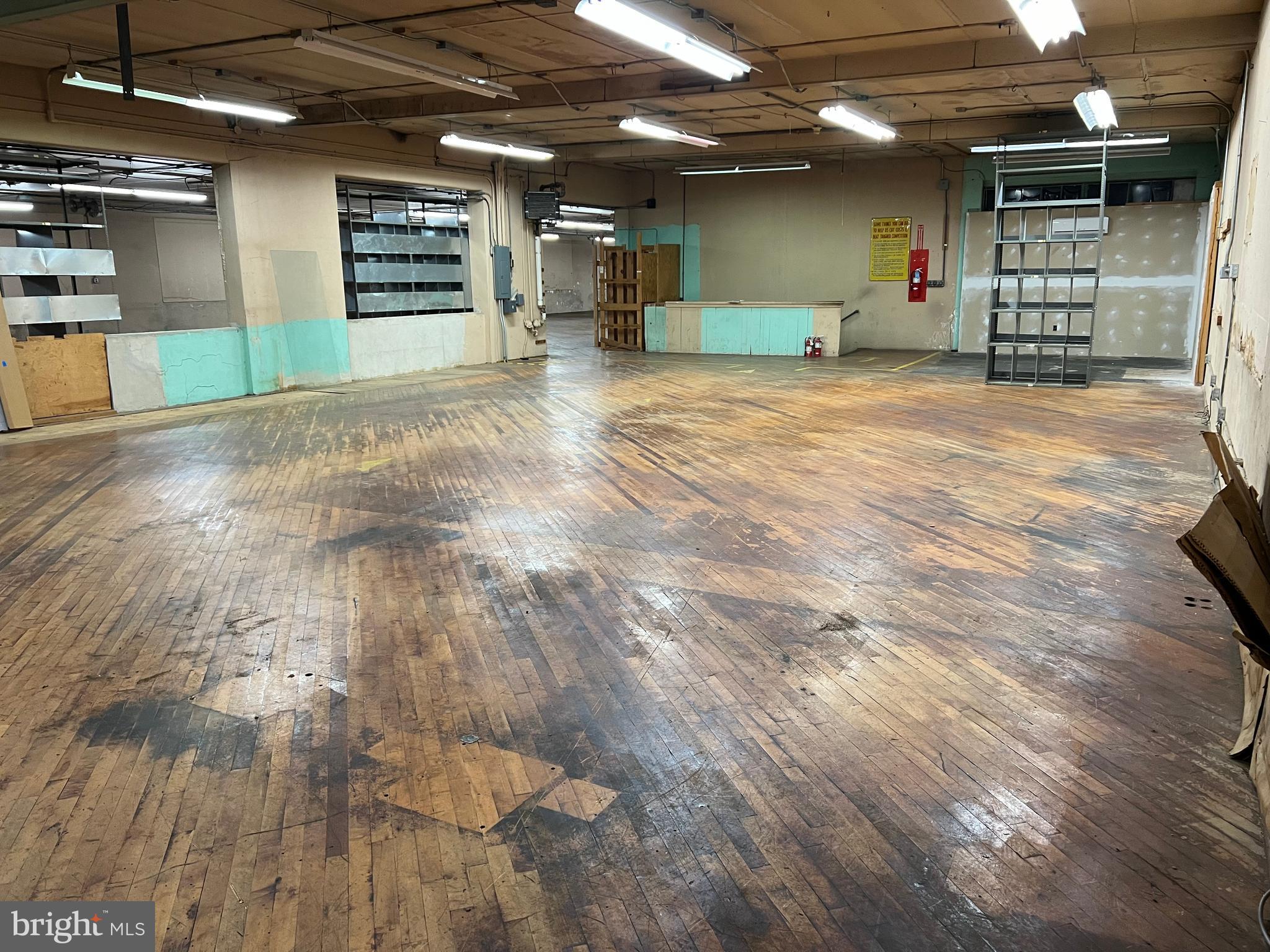 WEST EARL TWP - Commercial Sale