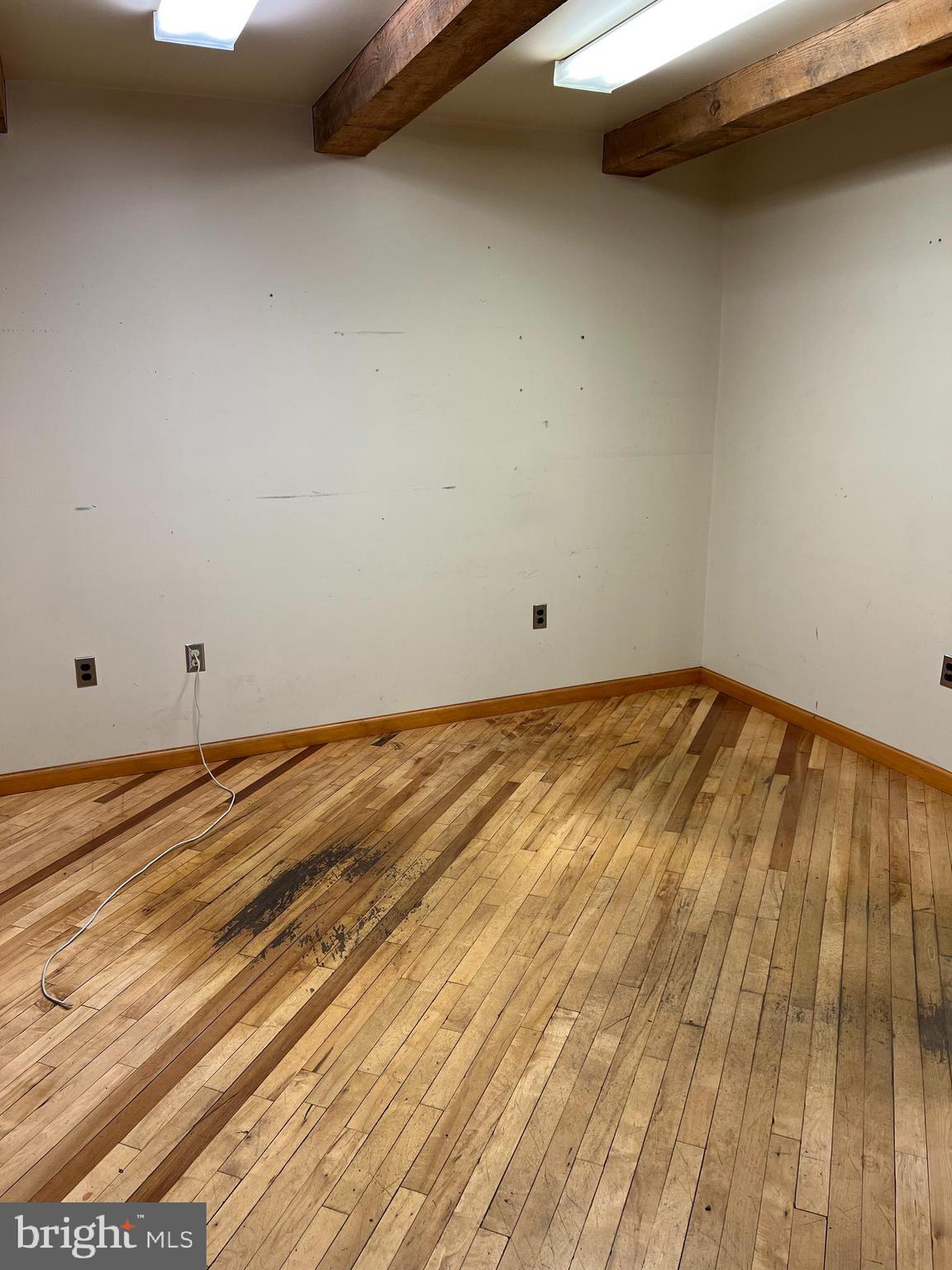 WEST EARL TWP - Commercial Sale