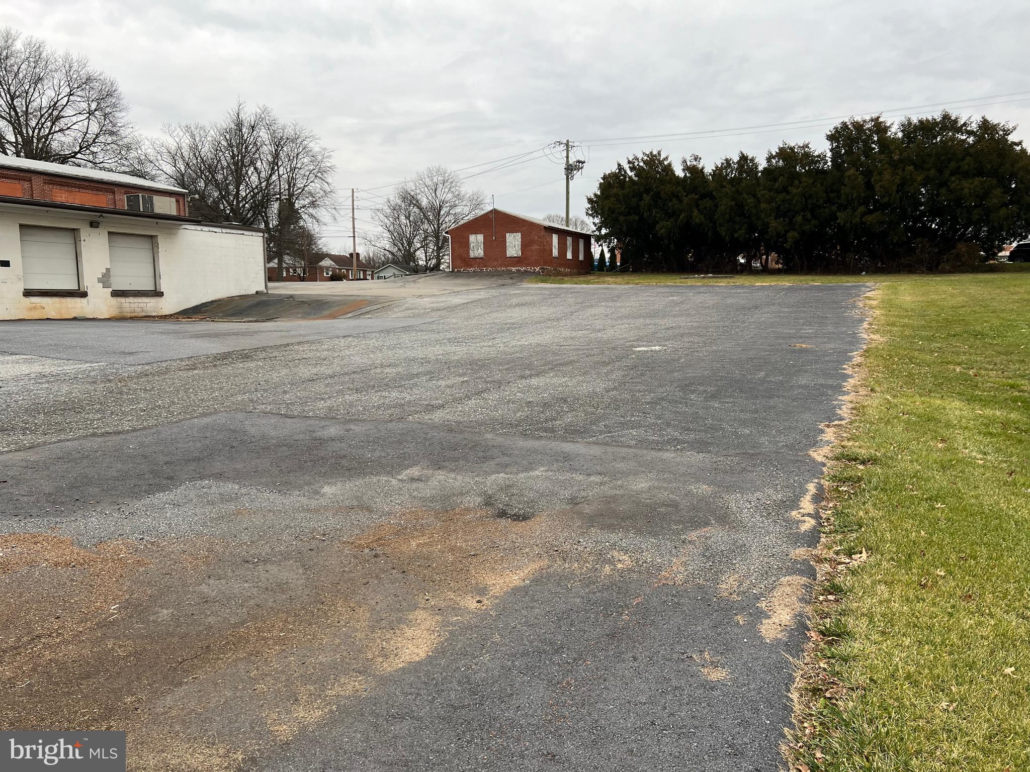 WEST EARL TWP - Commercial Sale