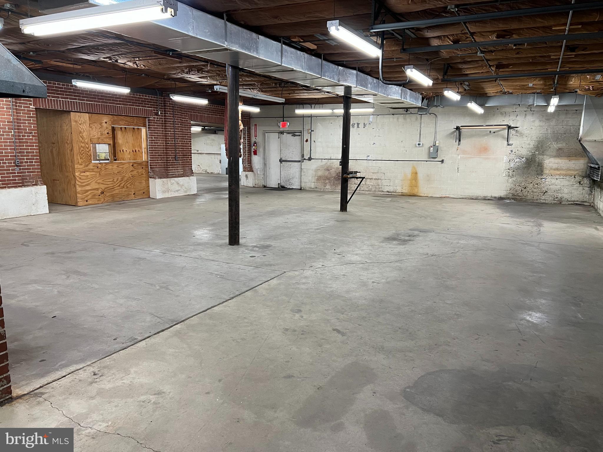 WEST EARL TWP - Commercial Sale