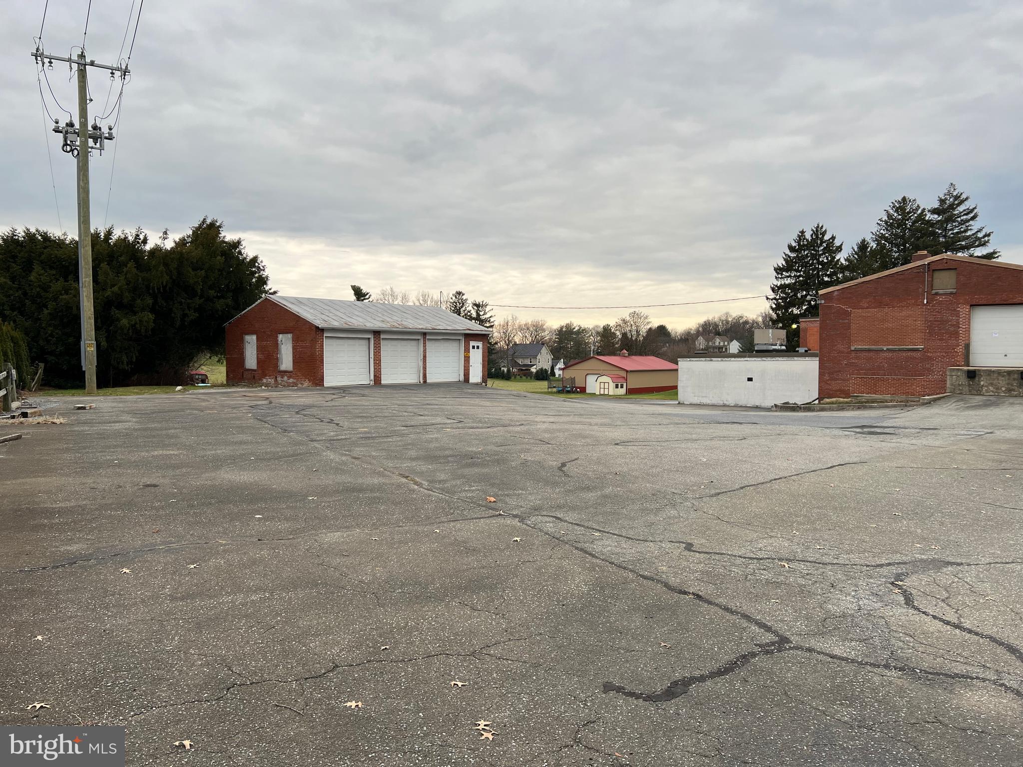 WEST EARL TWP - Commercial Sale