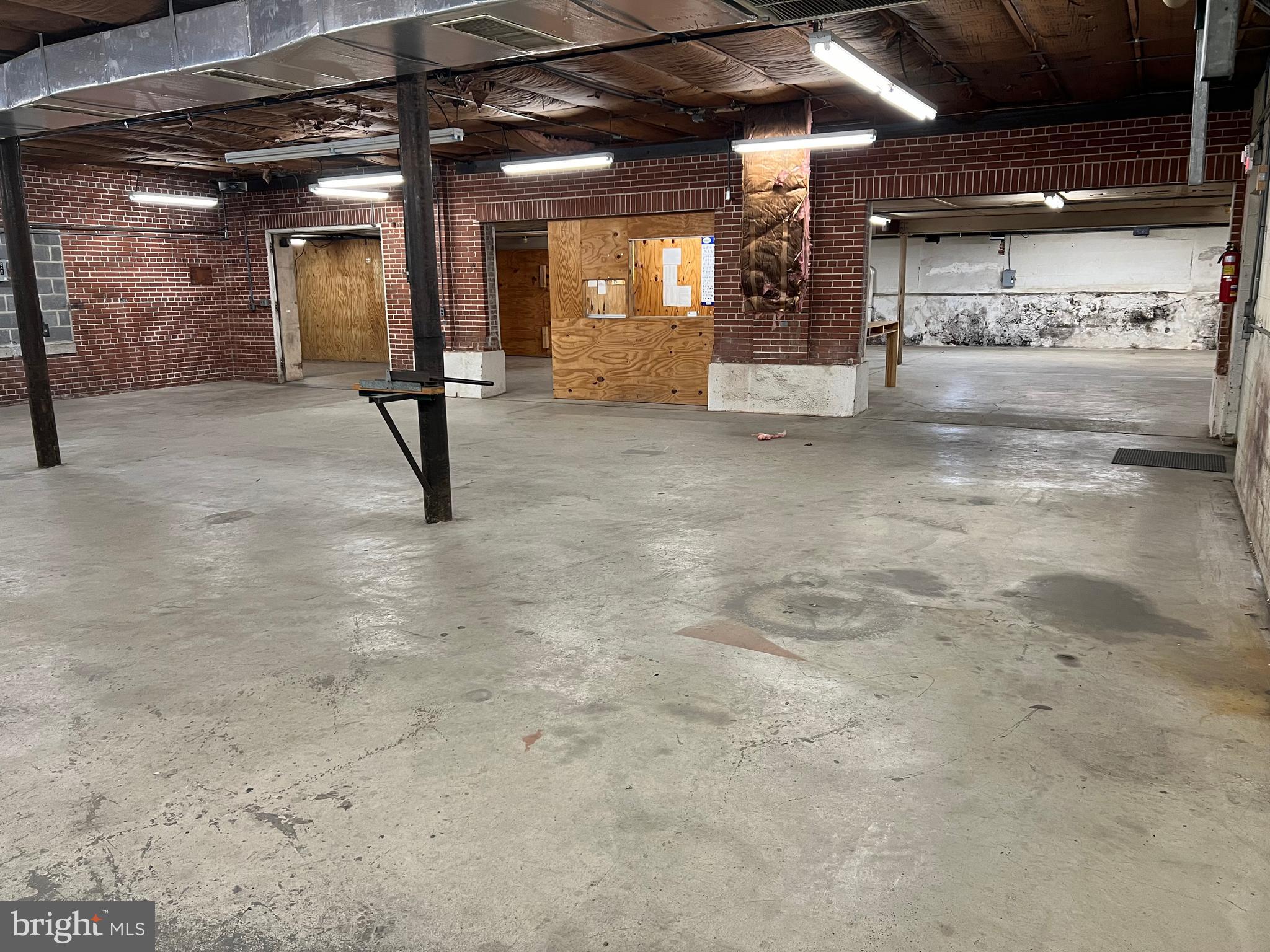 WEST EARL TWP - Commercial Sale