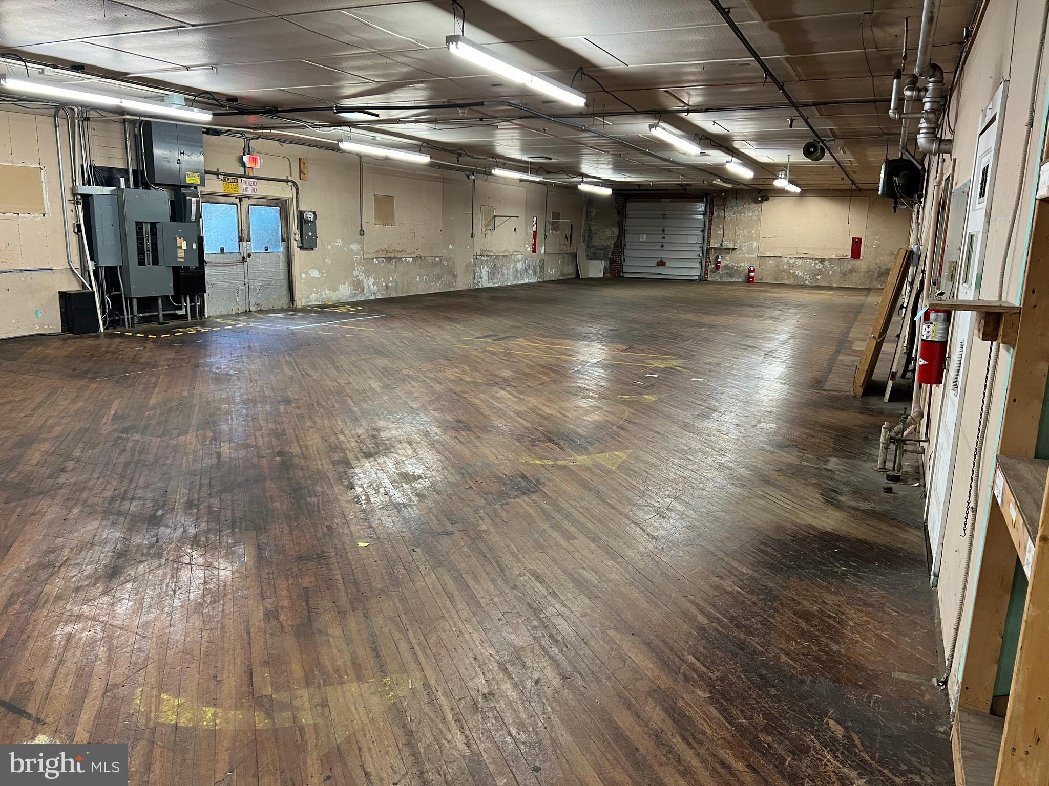 WEST EARL TWP - Commercial Sale