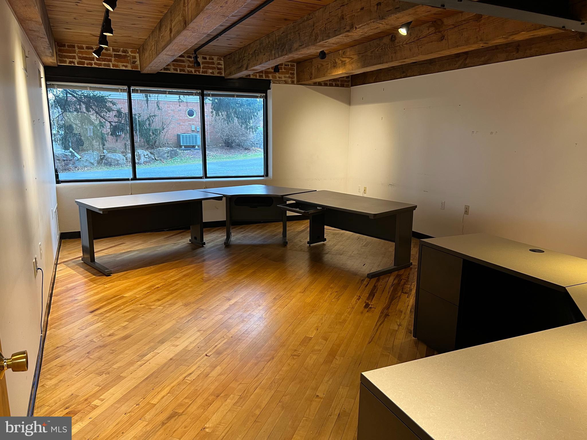 WEST EARL TWP - Commercial Sale