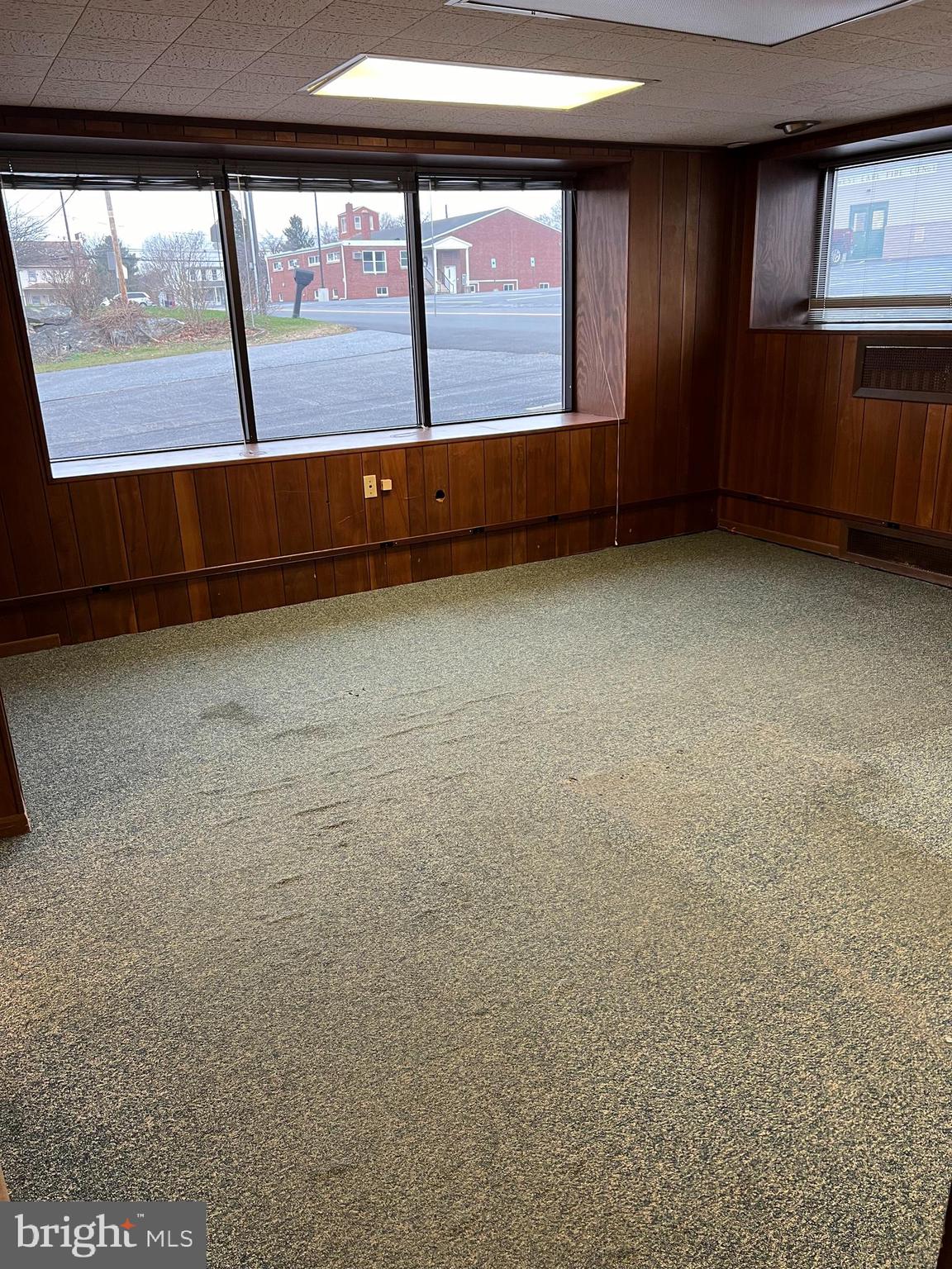 WEST EARL TWP - Commercial Sale