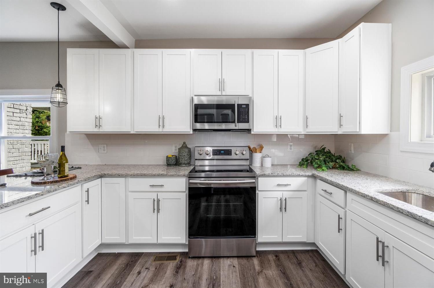 EDGEMERE/SPARROWS POINT - Residential