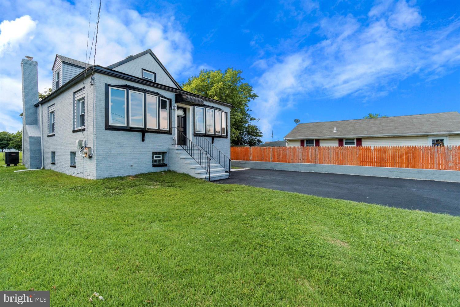 EDGEMERE/SPARROWS POINT - Residential