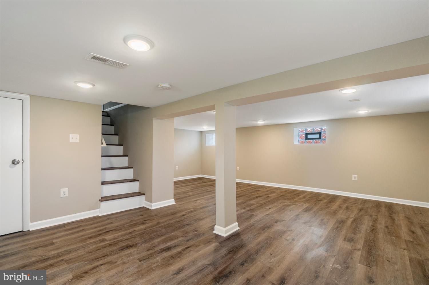 EDGEMERE/SPARROWS POINT - Residential