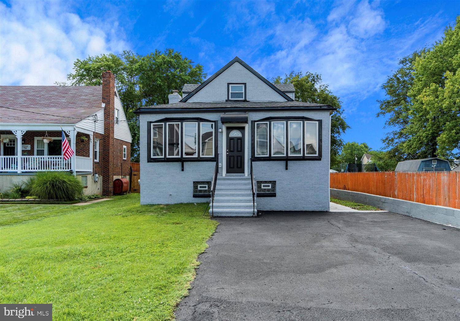 EDGEMERE/SPARROWS POINT - Residential