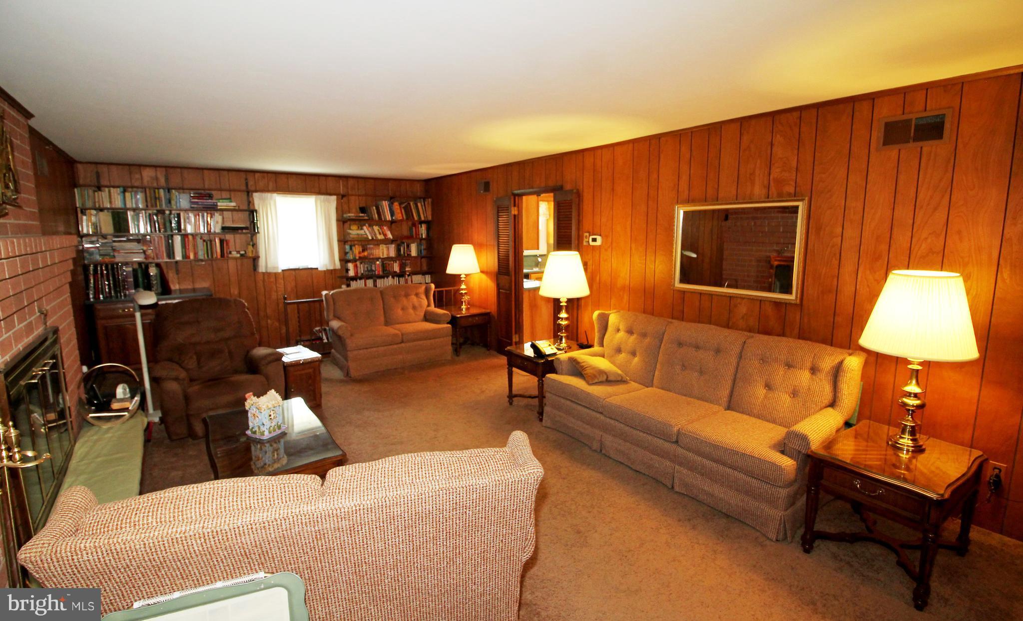 BROOKHILL FARMS - Residential