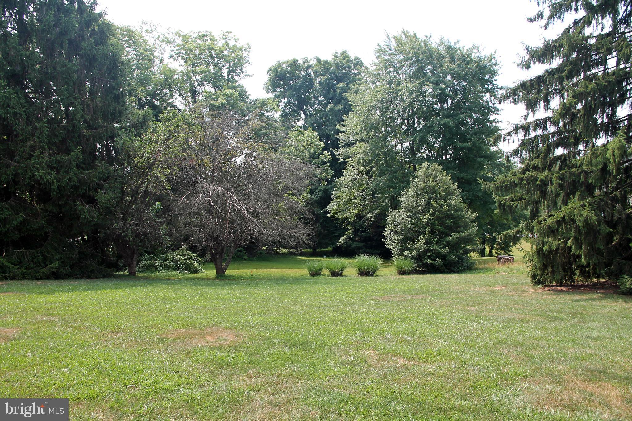 BROOKHILL FARMS - Residential