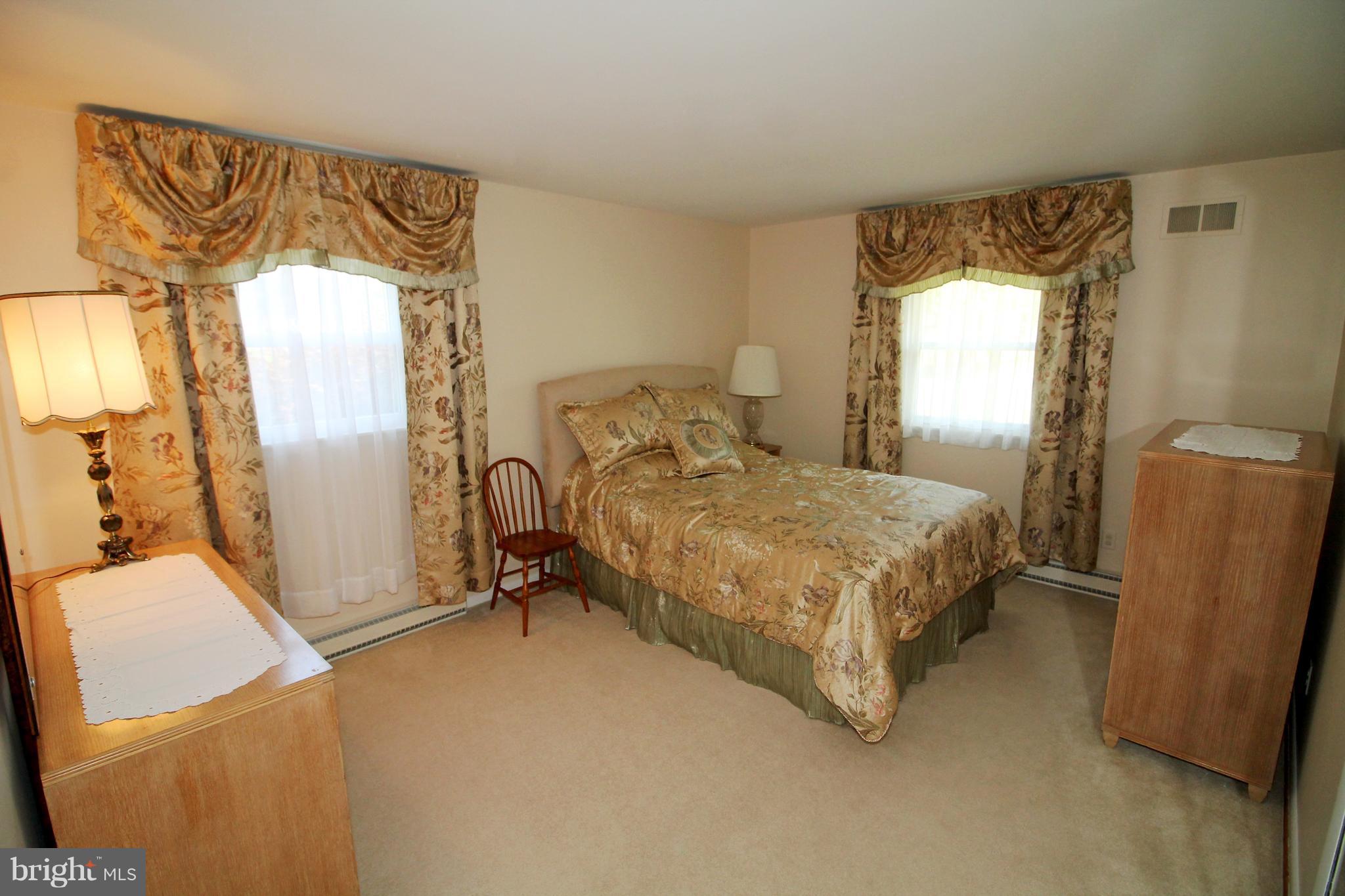 BROOKHILL FARMS - Residential