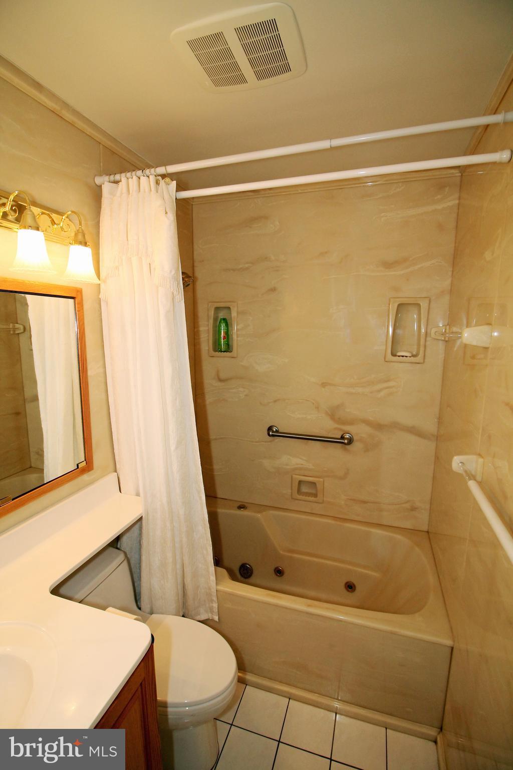 BROOKHILL FARMS - Residential