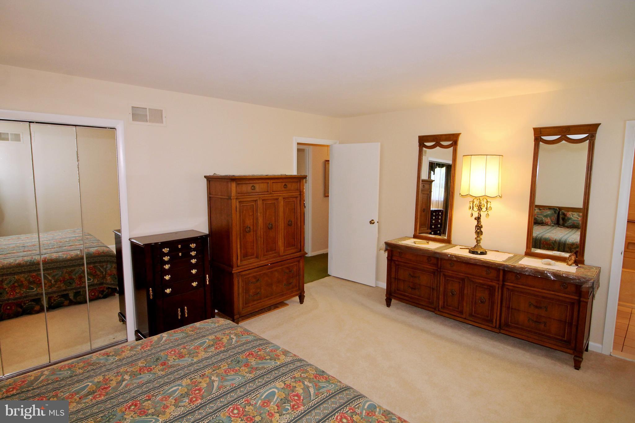 BROOKHILL FARMS - Residential