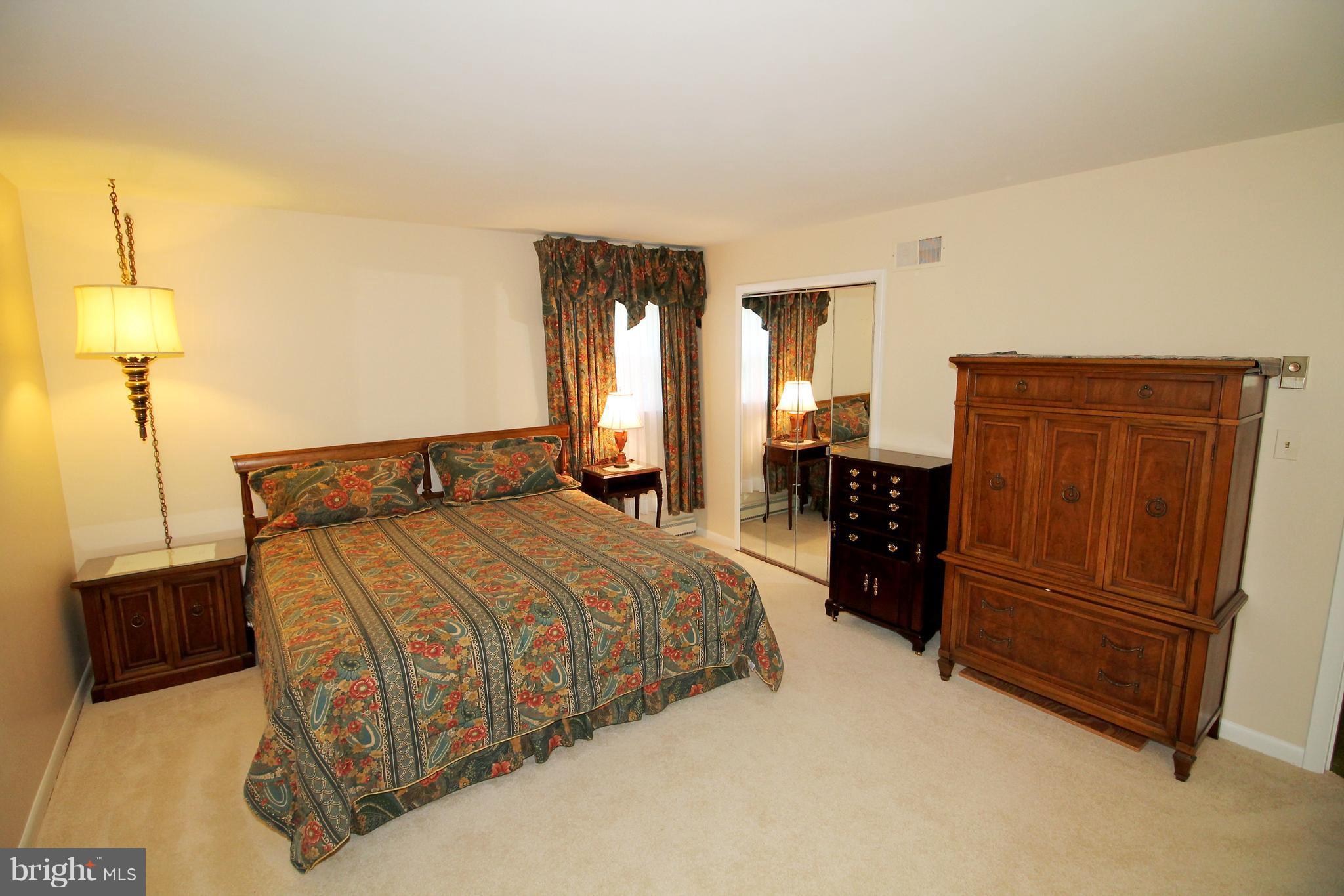 BROOKHILL FARMS - Residential