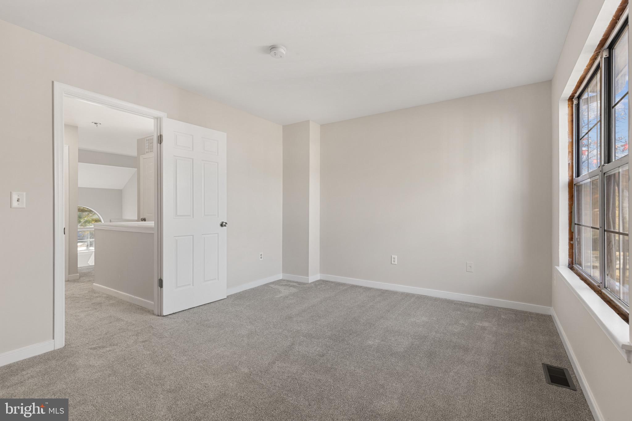 EDGEWOOD GREEN - Residential Lease