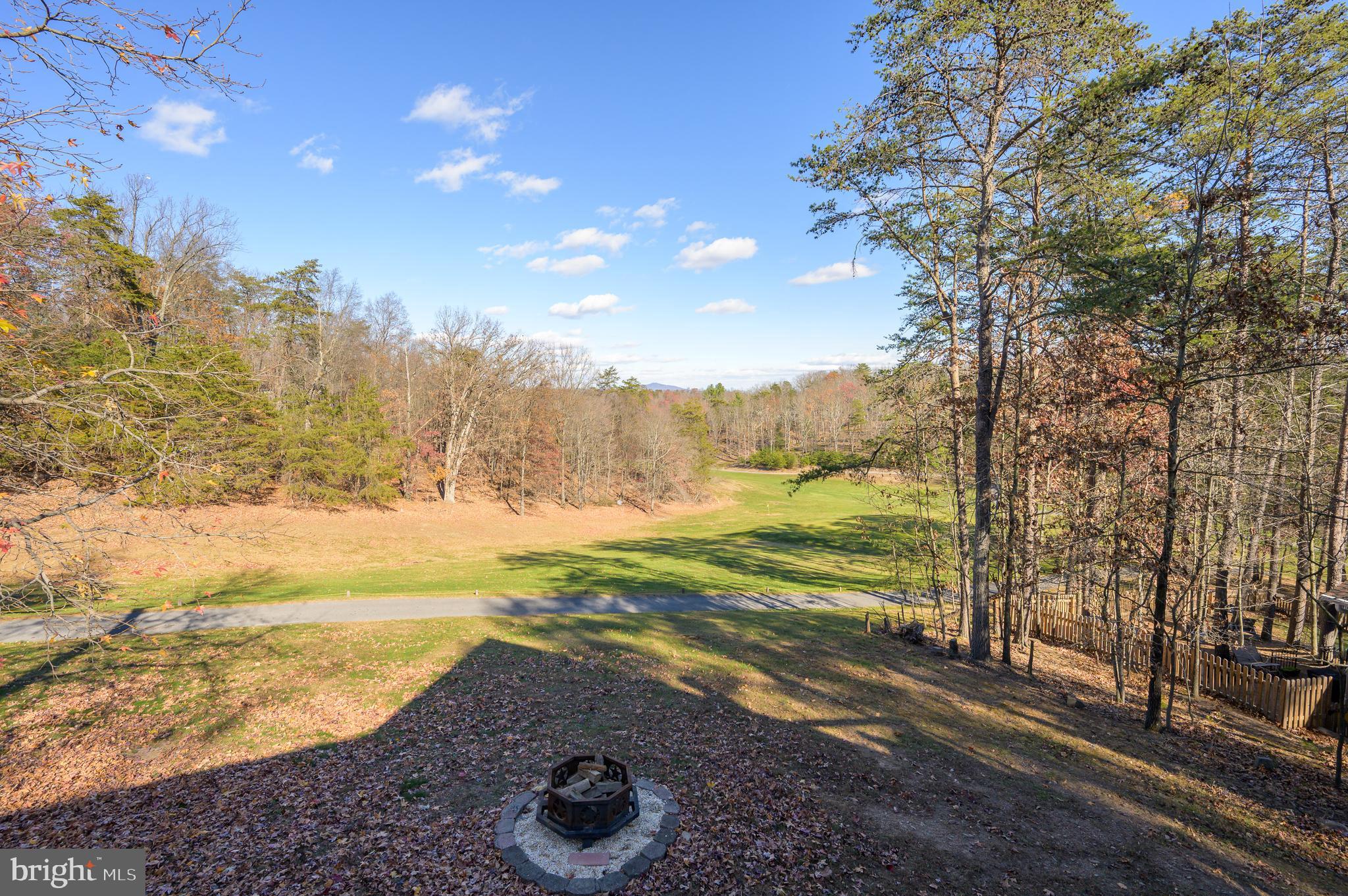 THE WOODS - Residential