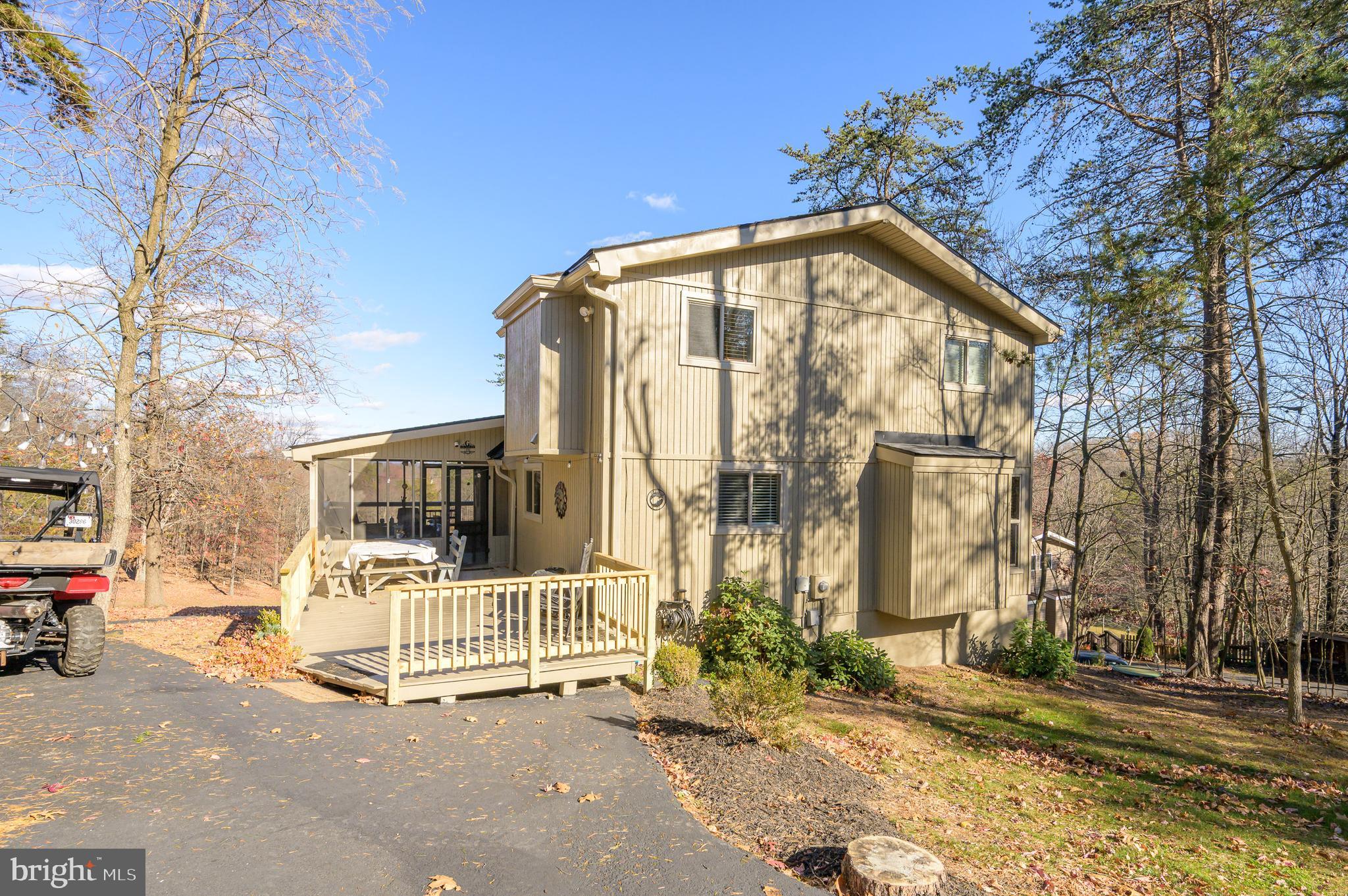 THE WOODS - Residential