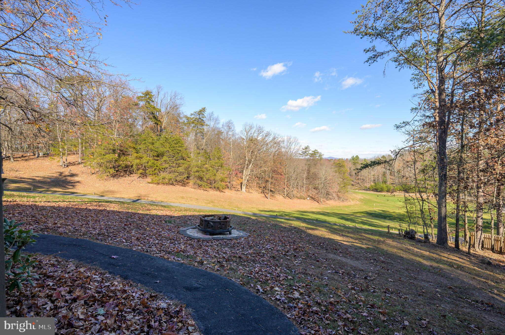 THE WOODS - Residential