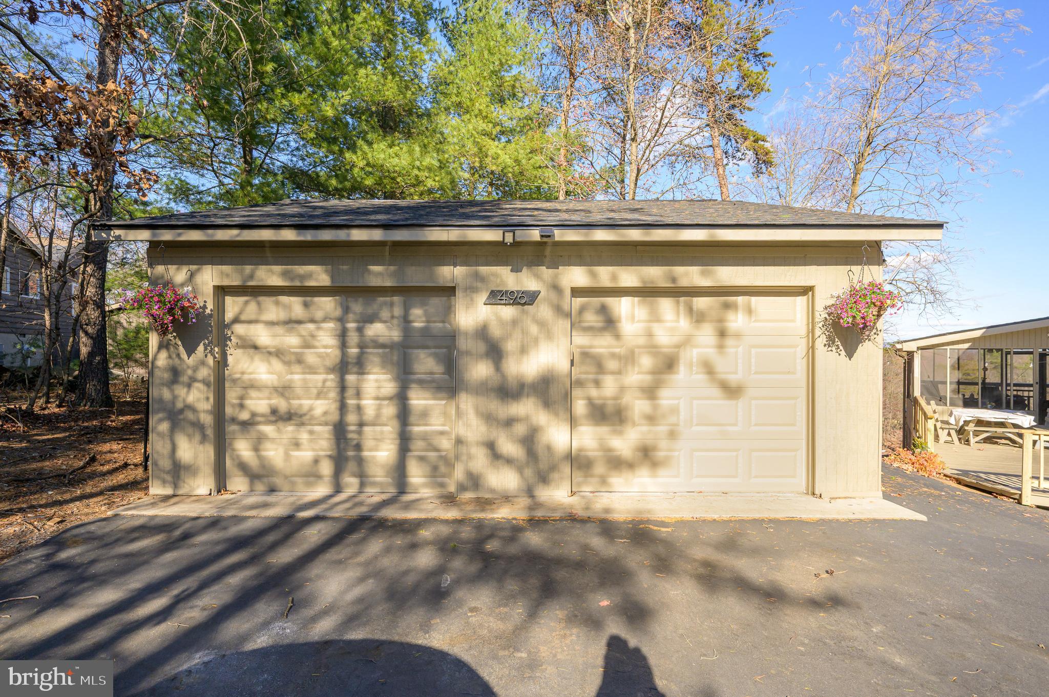 THE WOODS - Residential