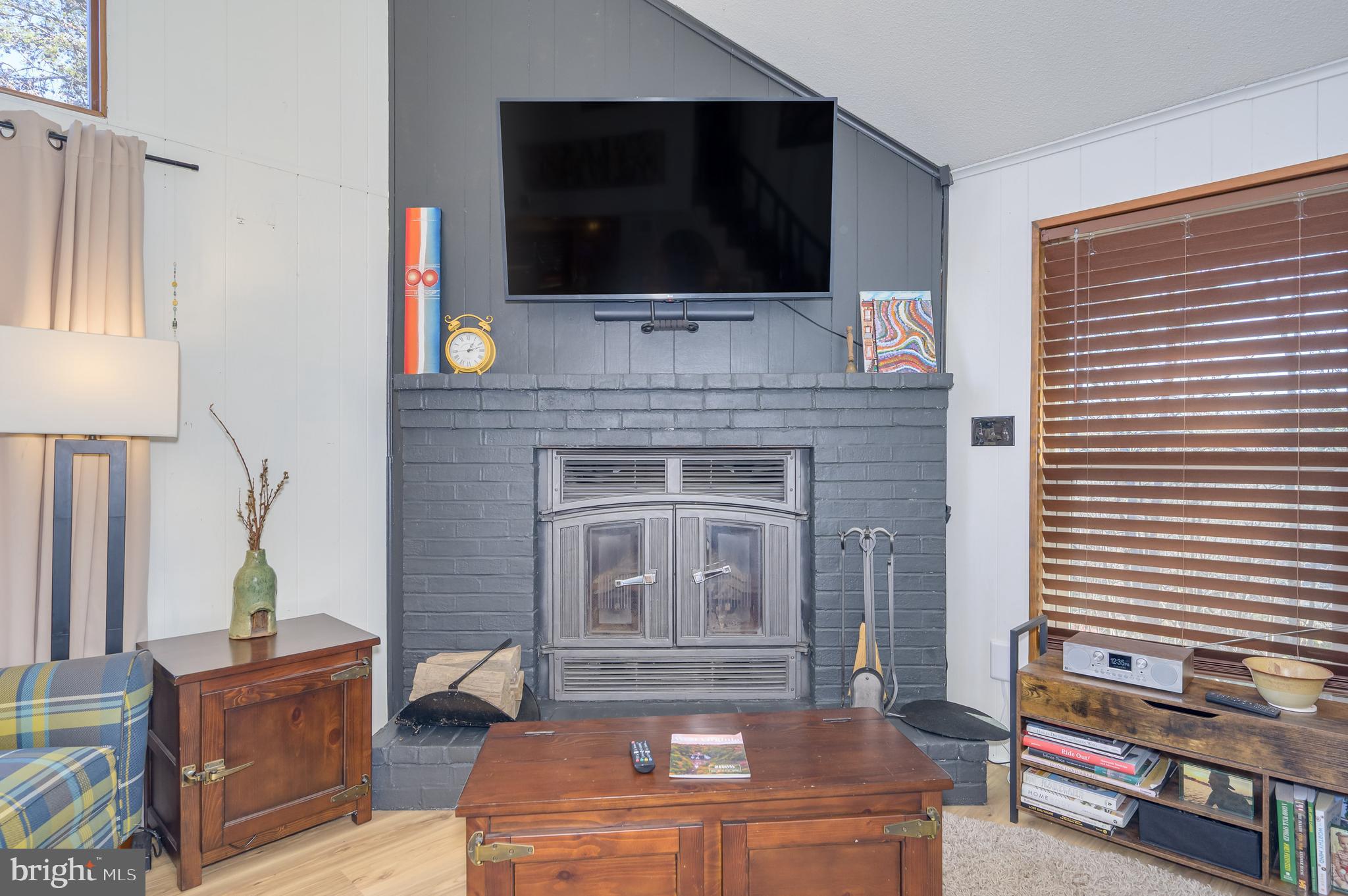 THE WOODS - Residential