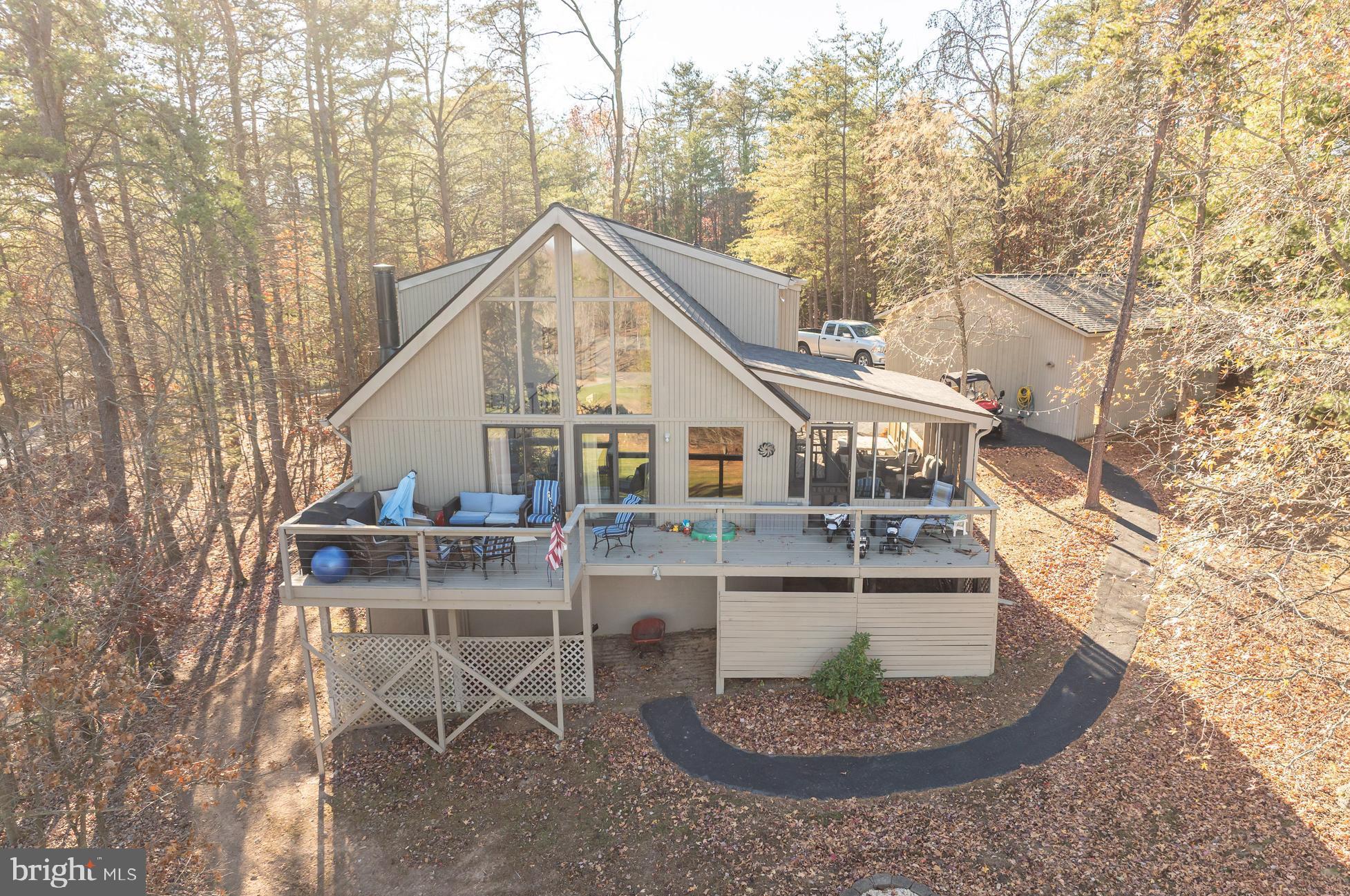 THE WOODS - Residential