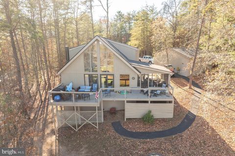 Homes For Sale - 496 Winter Camp Trail Trl<br/> Berkeley County, HEDGESVILLE, WV 25427