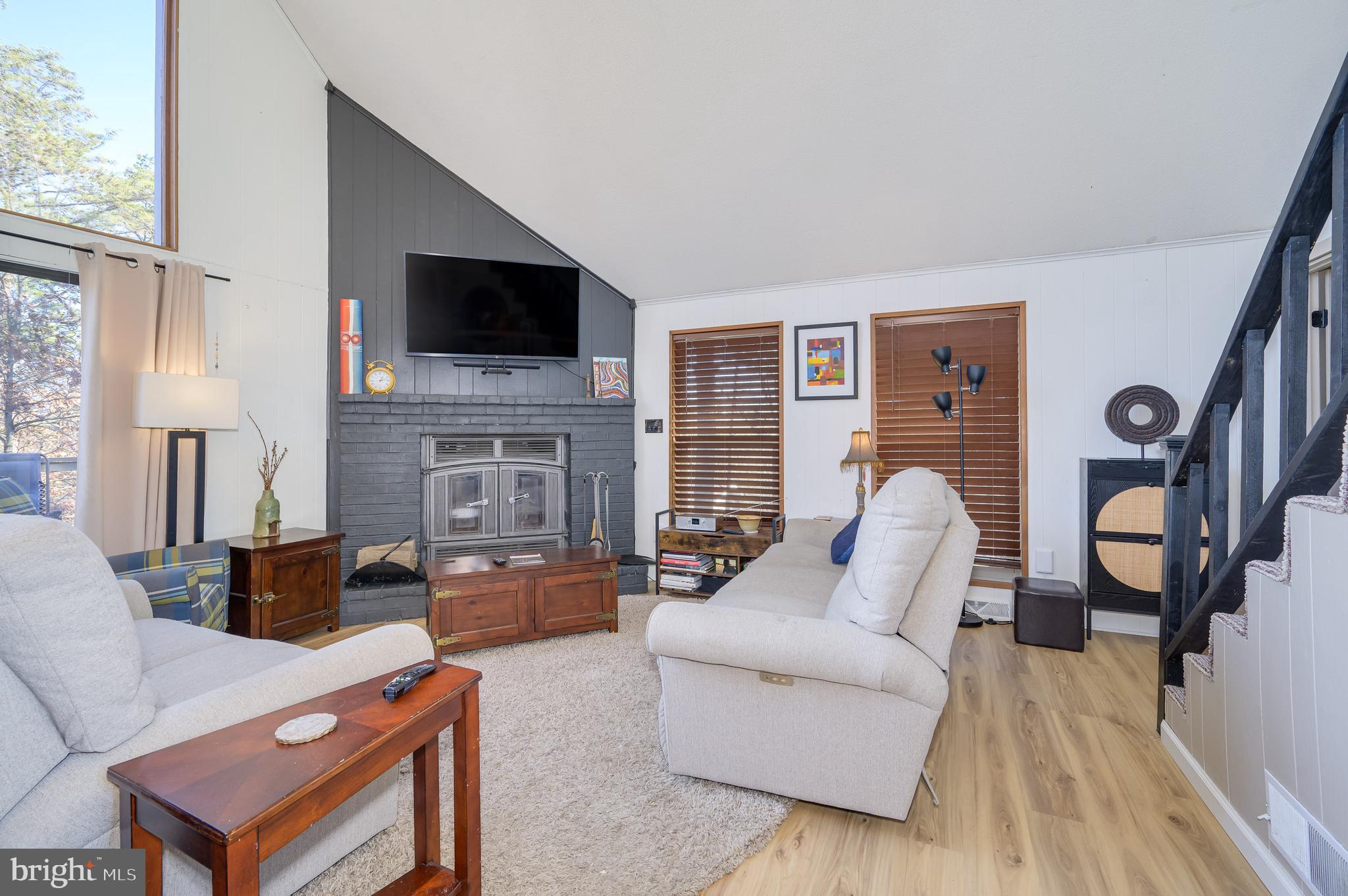 THE WOODS - Residential