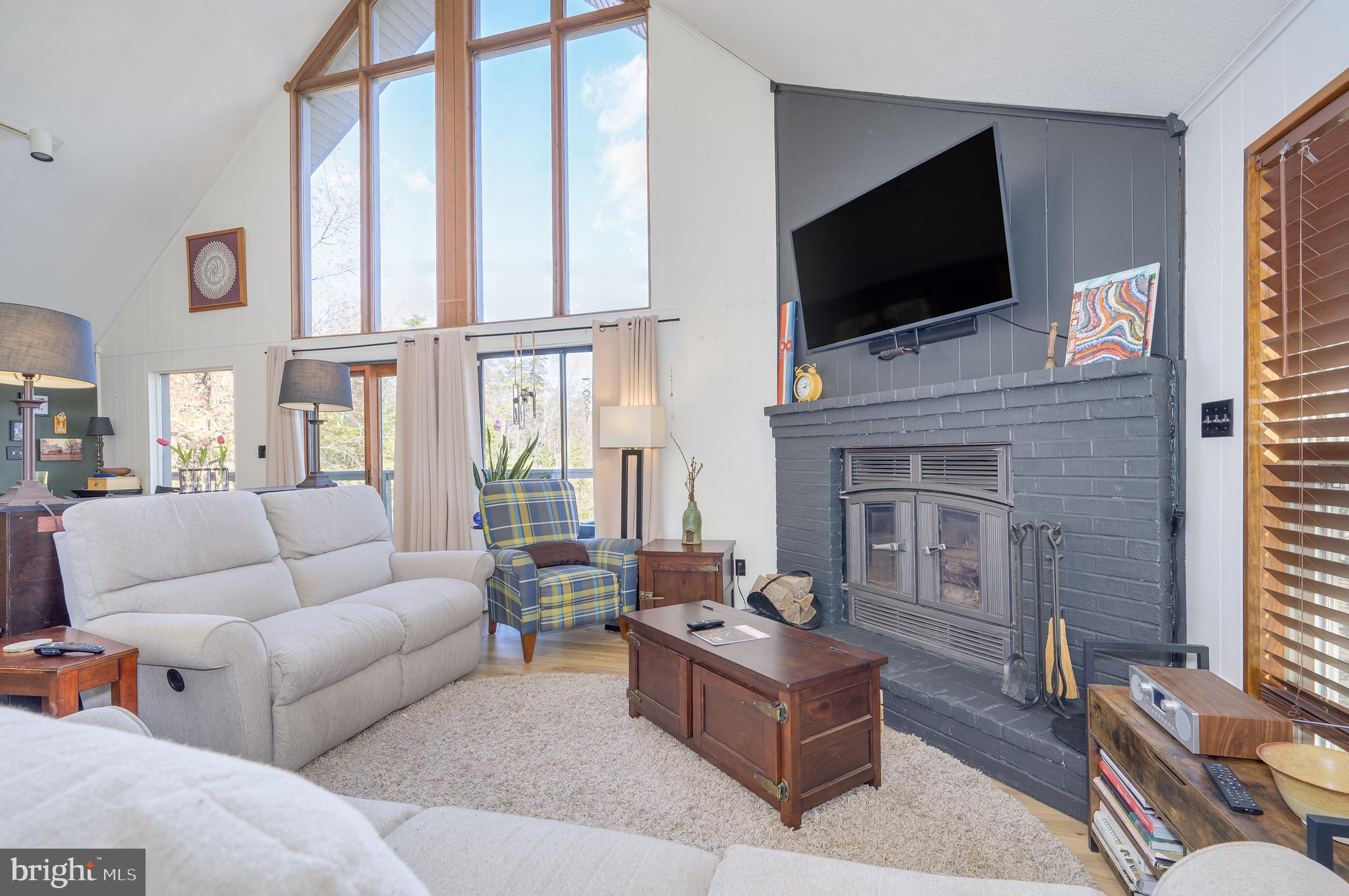 THE WOODS - Residential