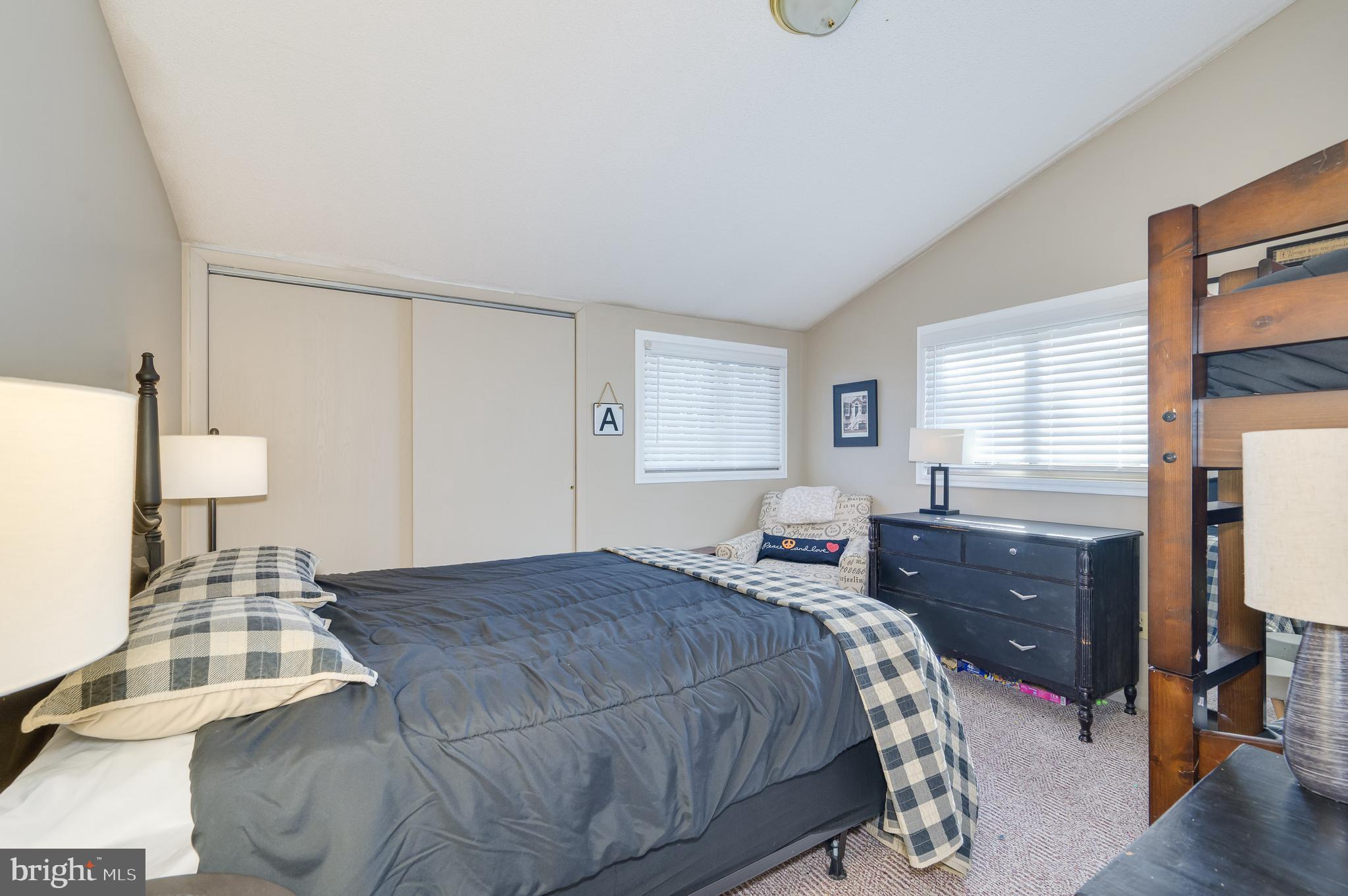 THE WOODS - Residential