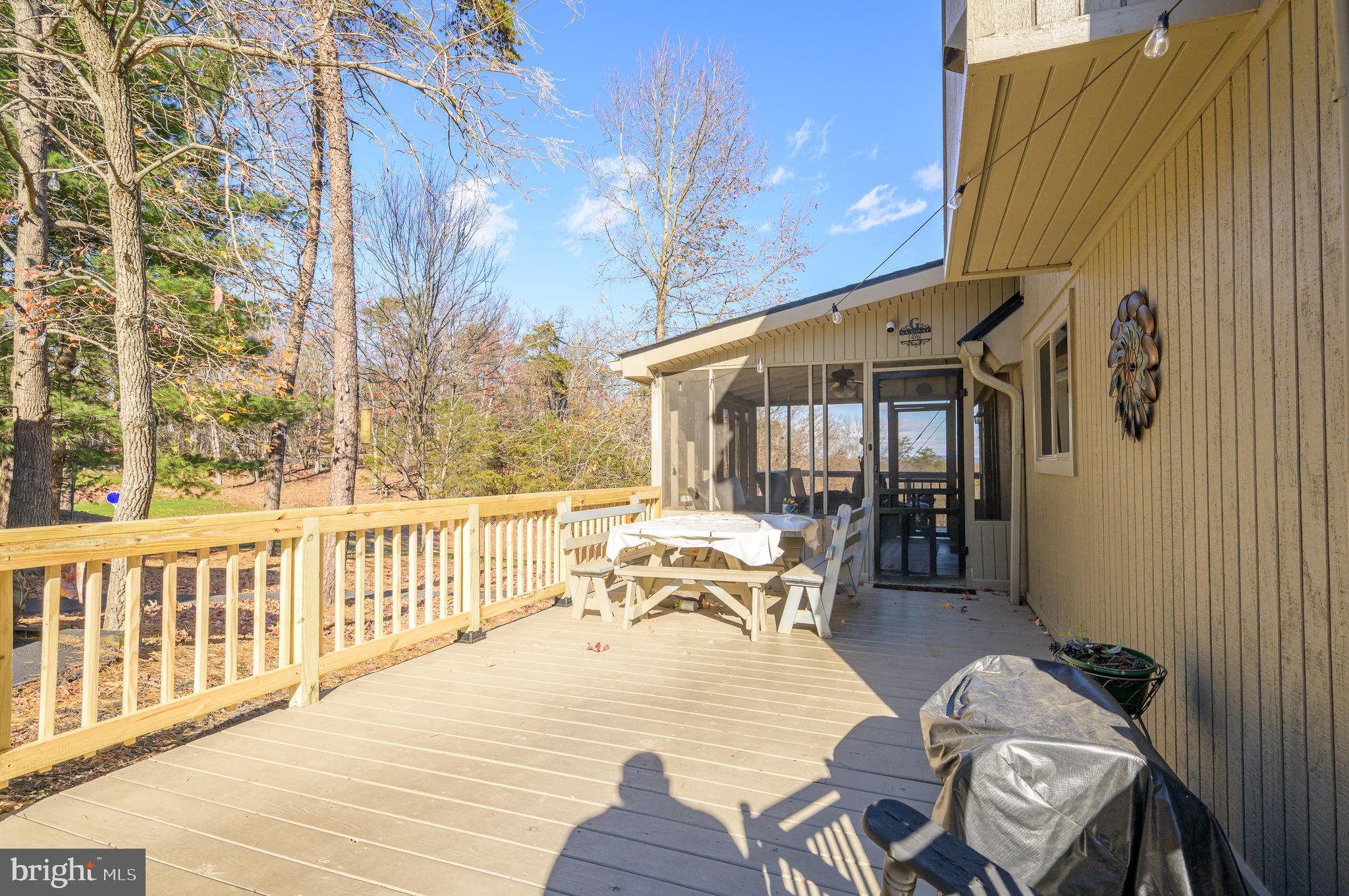 THE WOODS - Residential