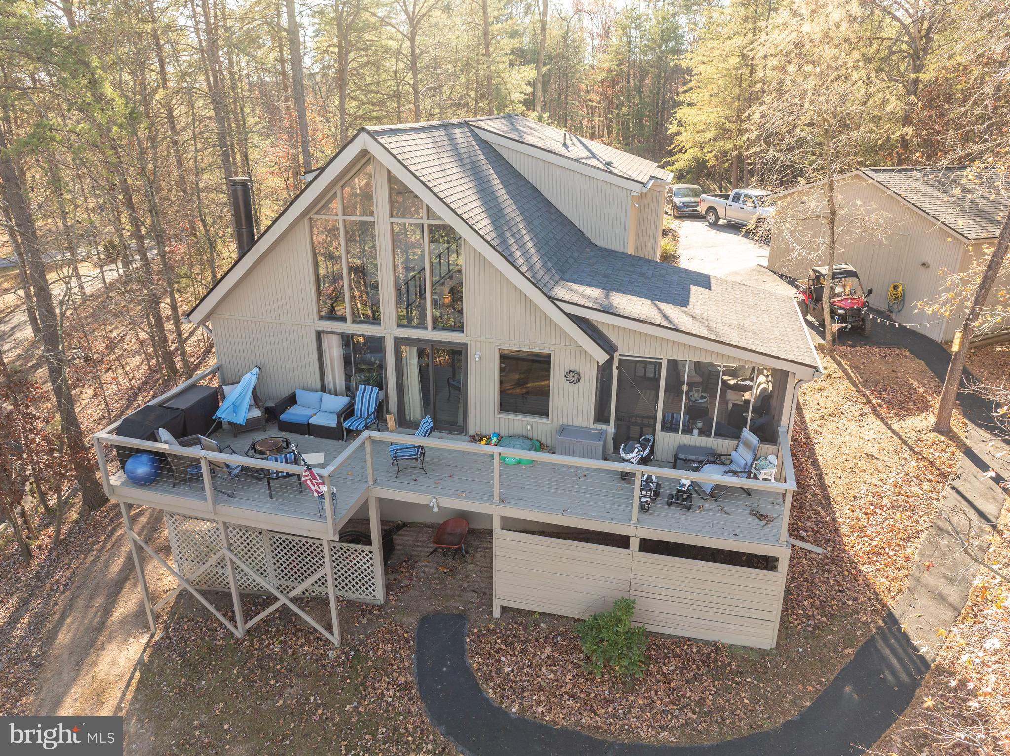 THE WOODS - Residential