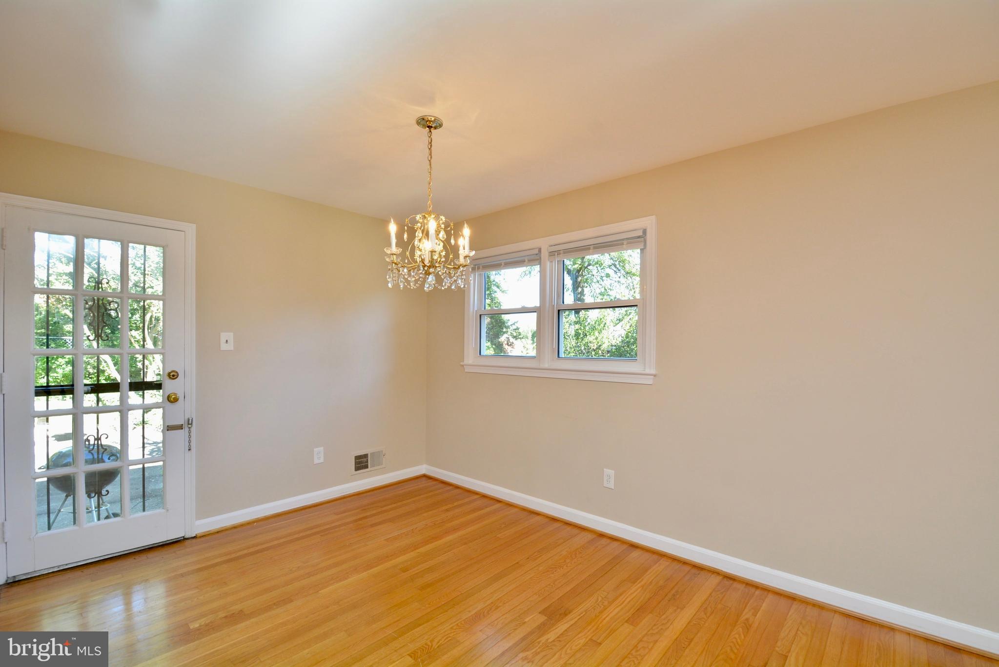 MADISON MANOR - Residential Lease