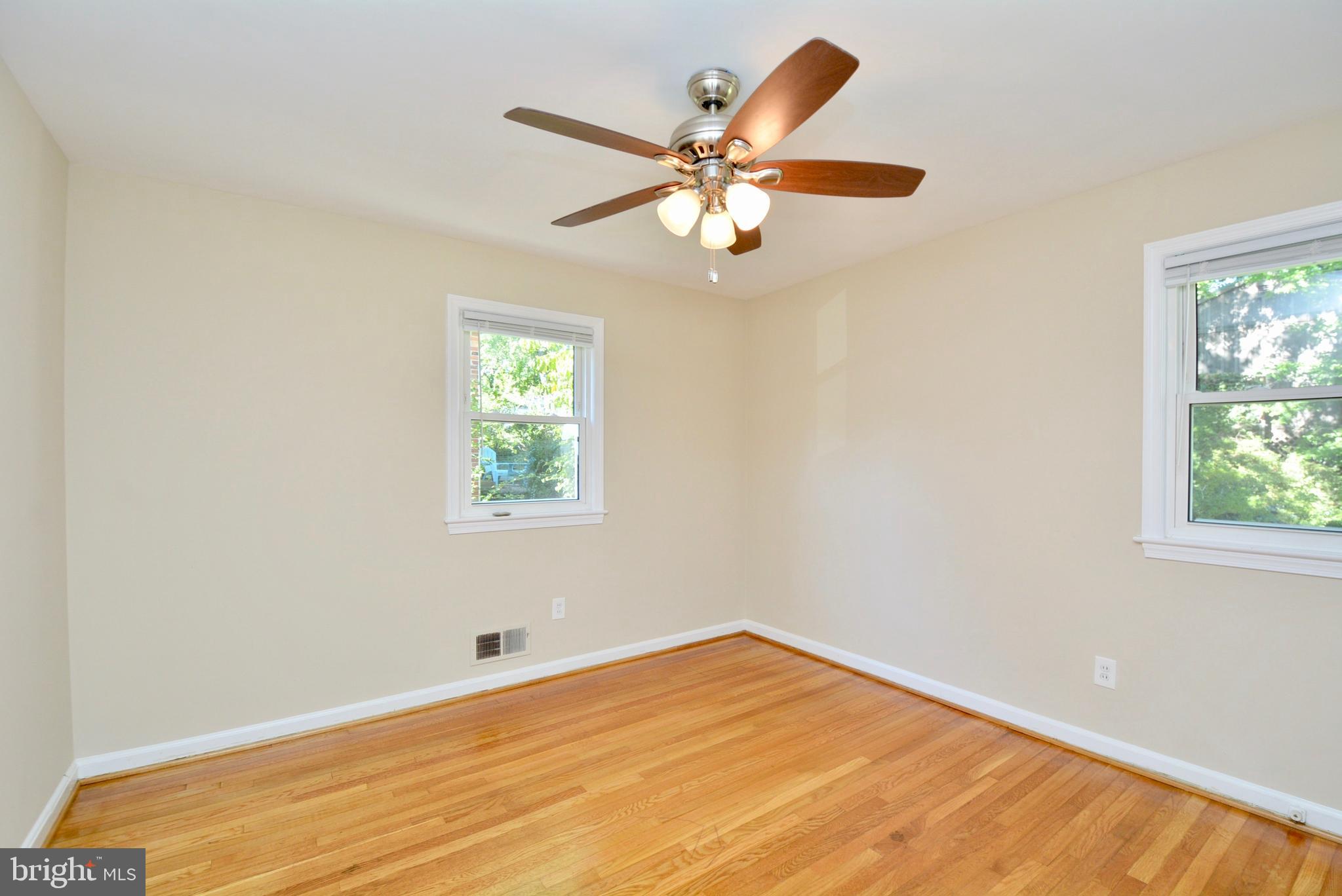 MADISON MANOR - Residential Lease