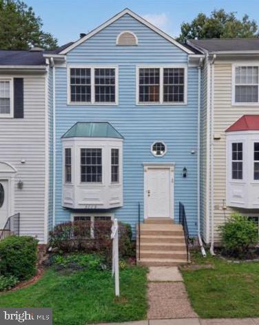 Townhouse For Rent - 3609 Buckeye Court<br/> FAIRFAX, VA 22033