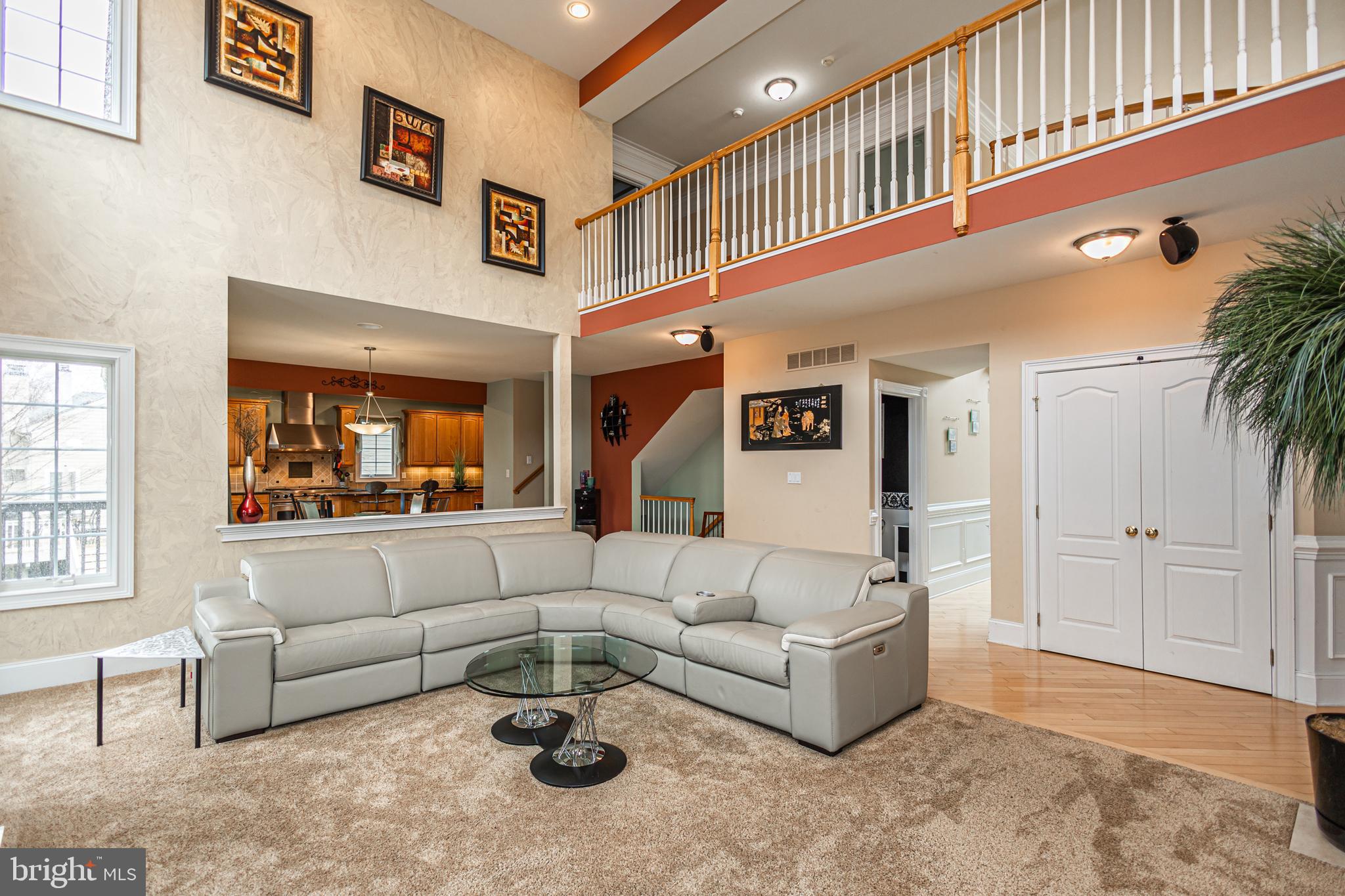 UPPER MOUNTAIN ESTS - Residential