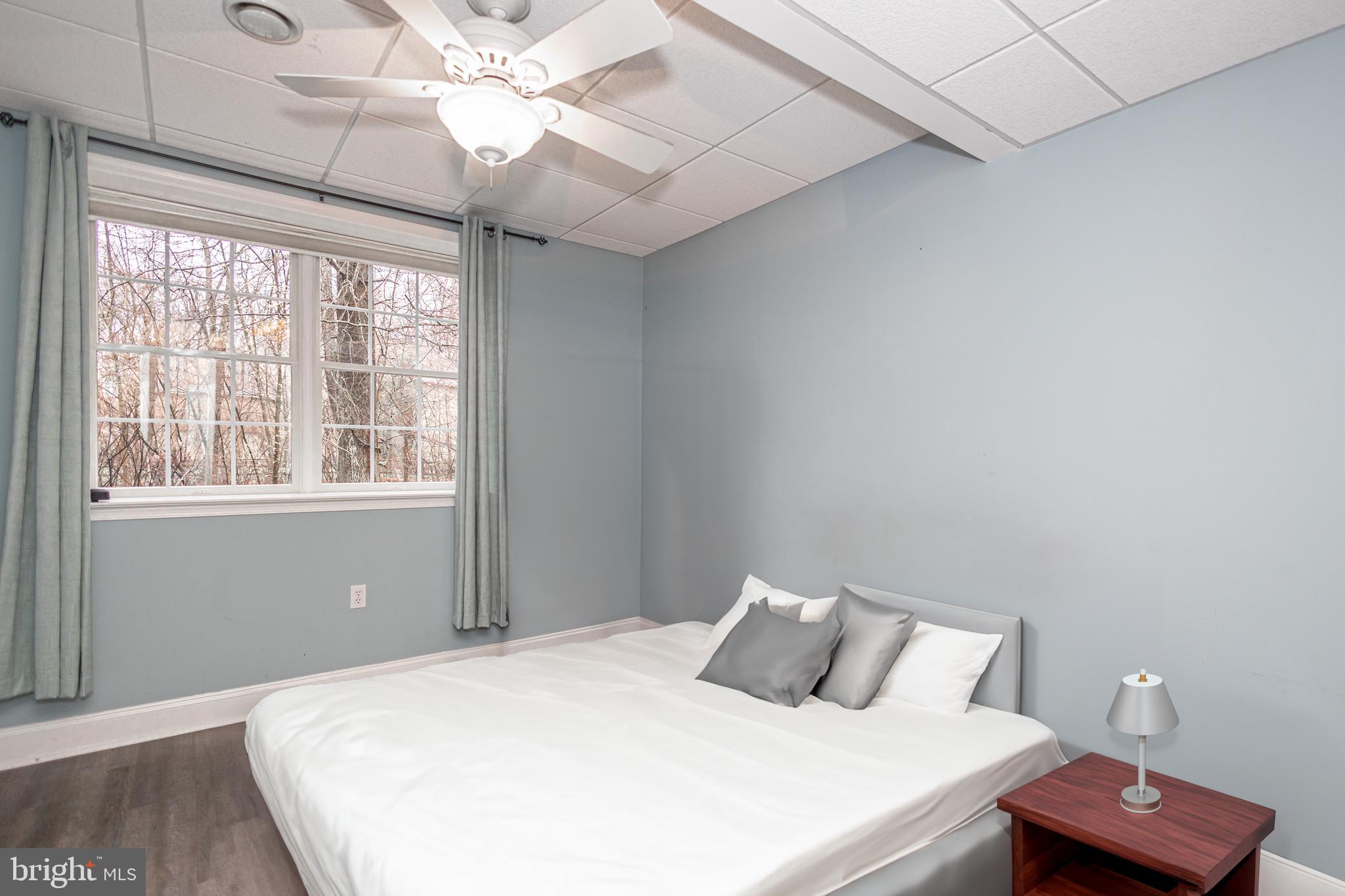 UPPER MOUNTAIN ESTS - Residential