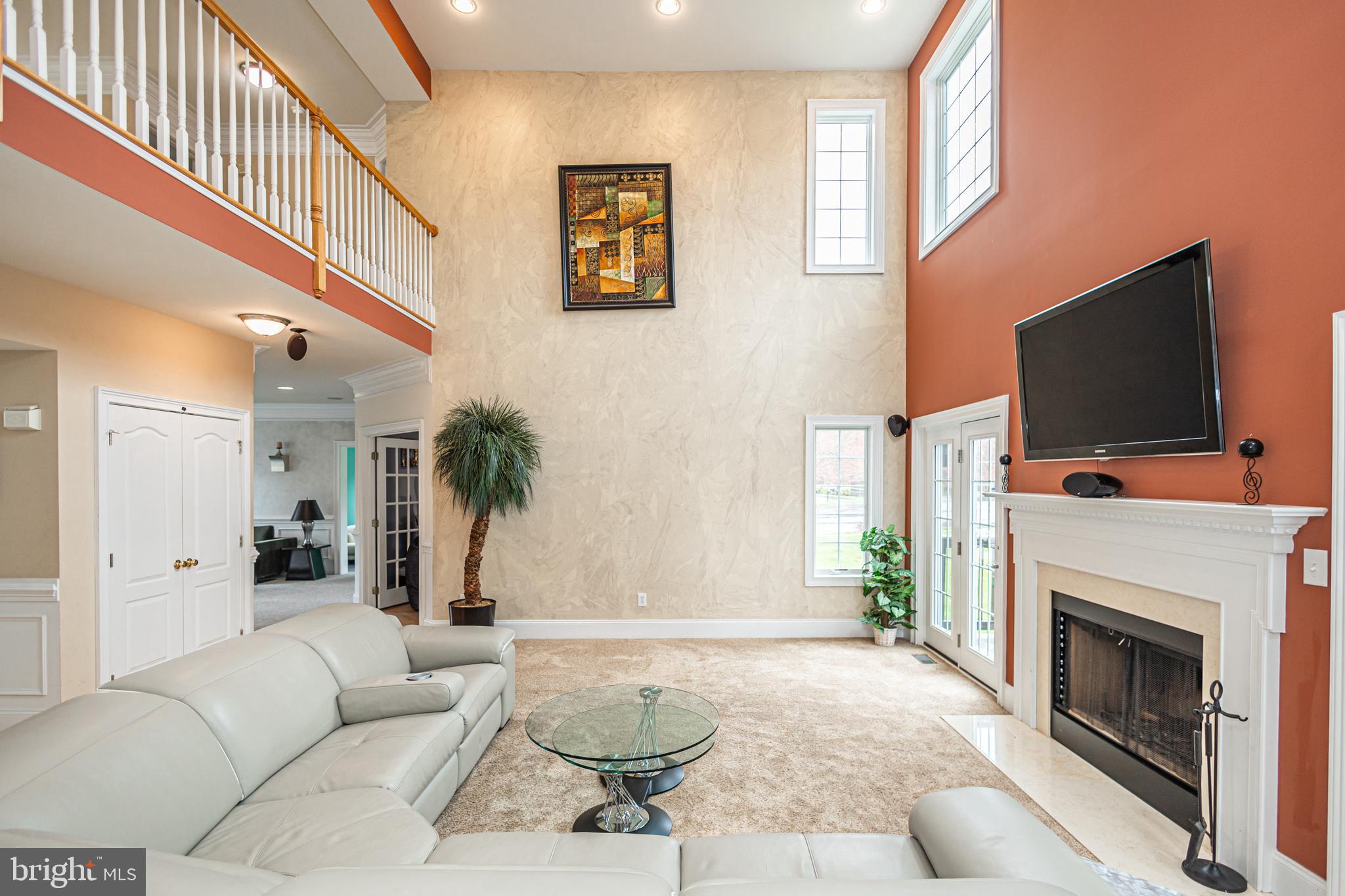 UPPER MOUNTAIN ESTS - Residential