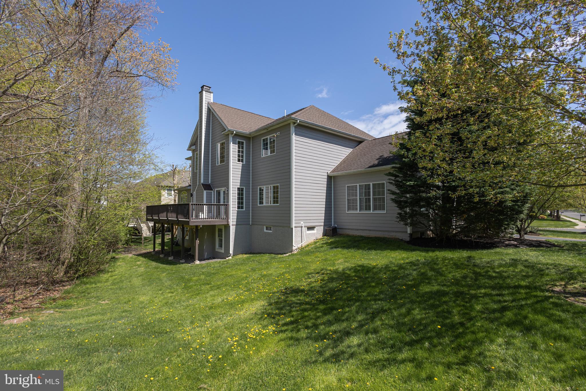 UPPER MOUNTAIN ESTS - Residential