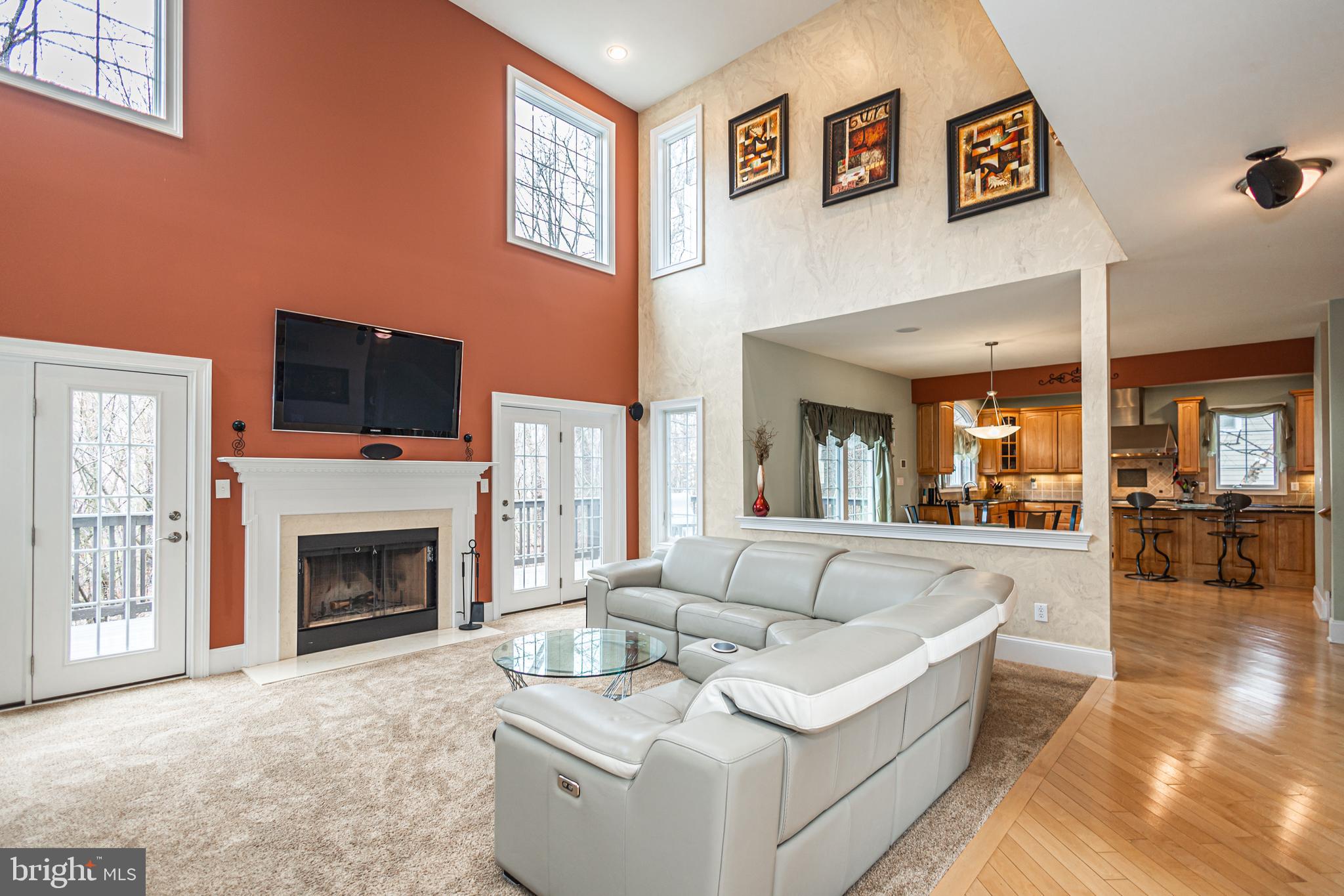 UPPER MOUNTAIN ESTS - Residential