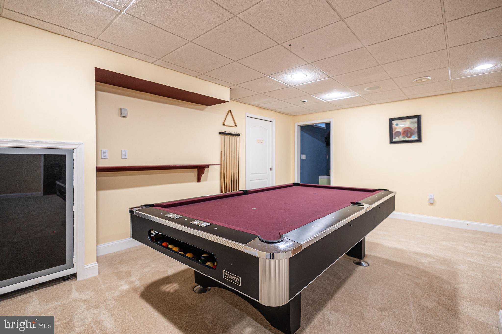 UPPER MOUNTAIN ESTS - Residential