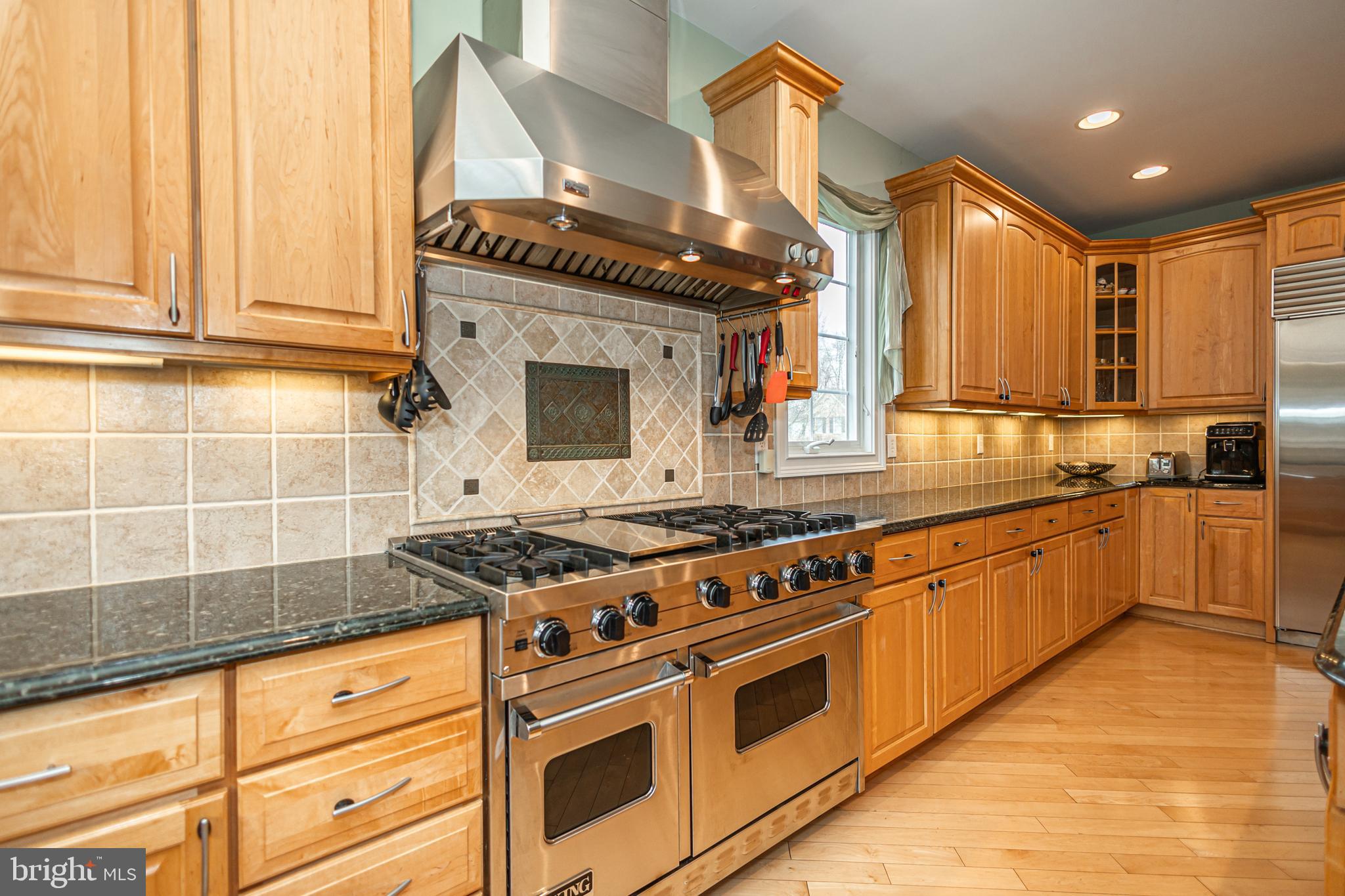 UPPER MOUNTAIN ESTS - Residential