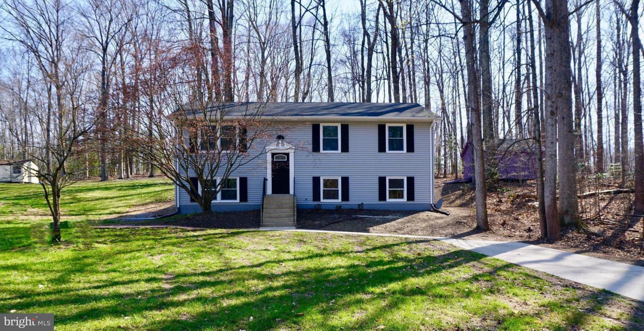 Welcome home to the beautiful 4 bedroom 2 bath in a quiet neighborhood. This home sits on a half acre at the end of the street with plenty of privacy. Open floor plan upstairs with hardwood floors, gourmet kitchen with stainless steel appliances, large shed, great deck for entertaining and a fully finished basement.
***please do not lock bottom lock***lock using keypad by hitting lock symbol 🔒***