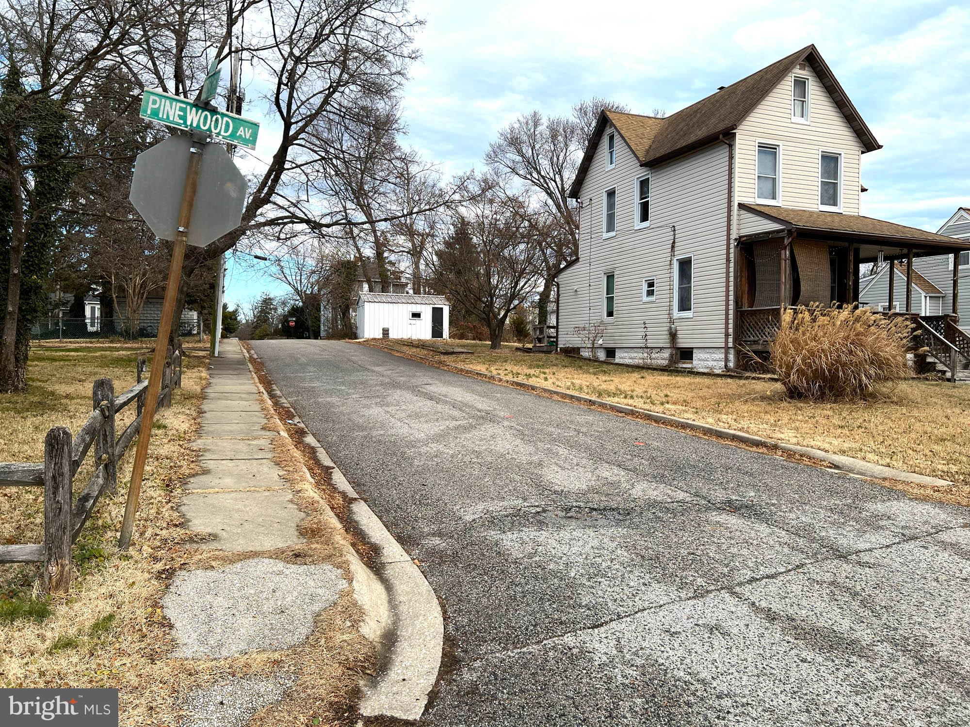 ROSEMONT EAST - Residential