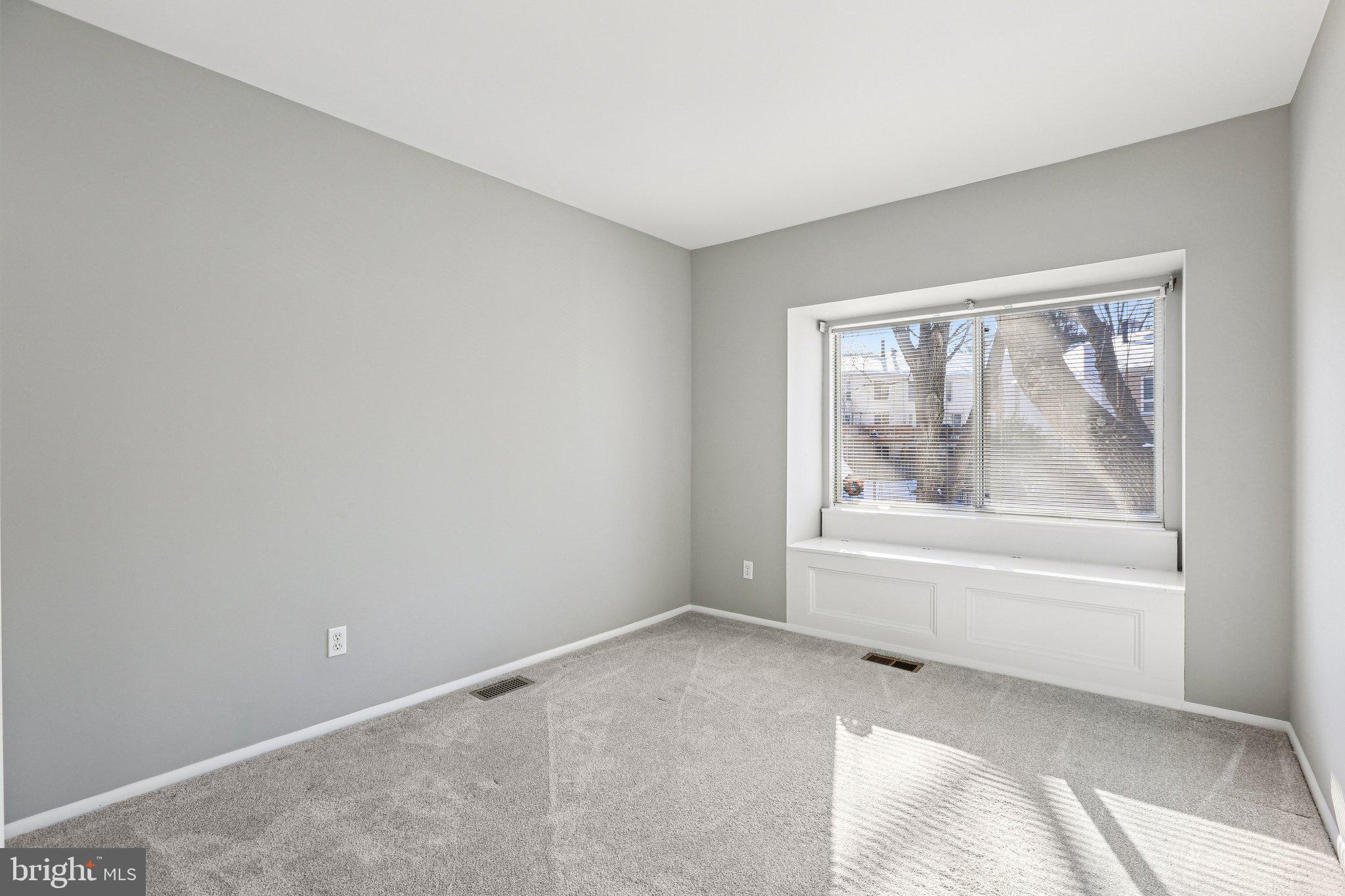 VILLAGE OF OWEN BROWN - Residential