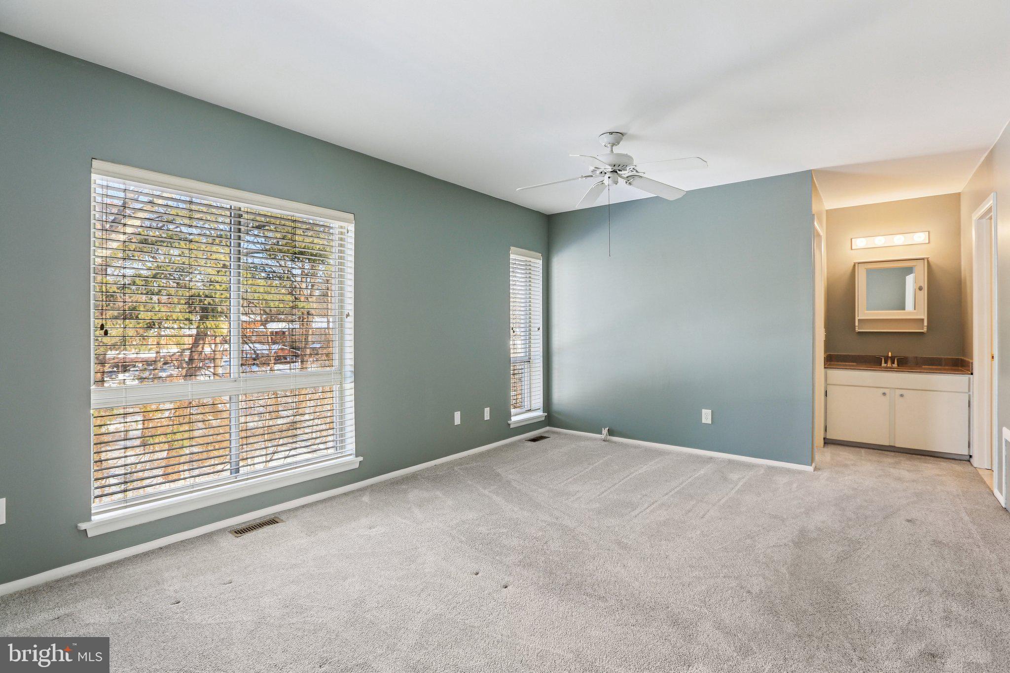 VILLAGE OF OWEN BROWN - Residential