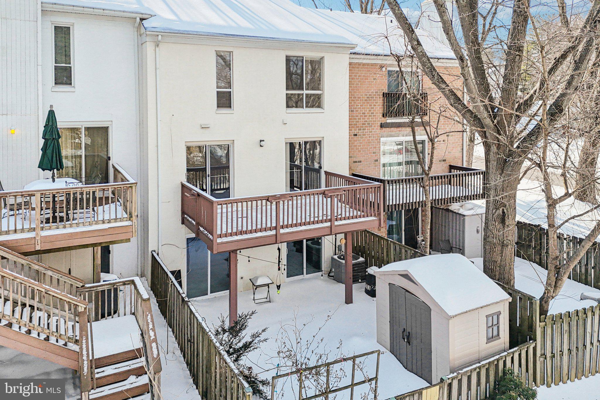 VILLAGE OF OWEN BROWN - Residential