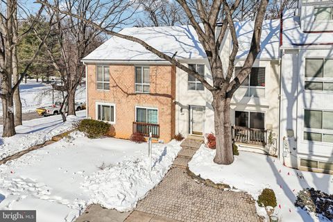 7353 BROKEN STAFF COLUMBIA MD 21045